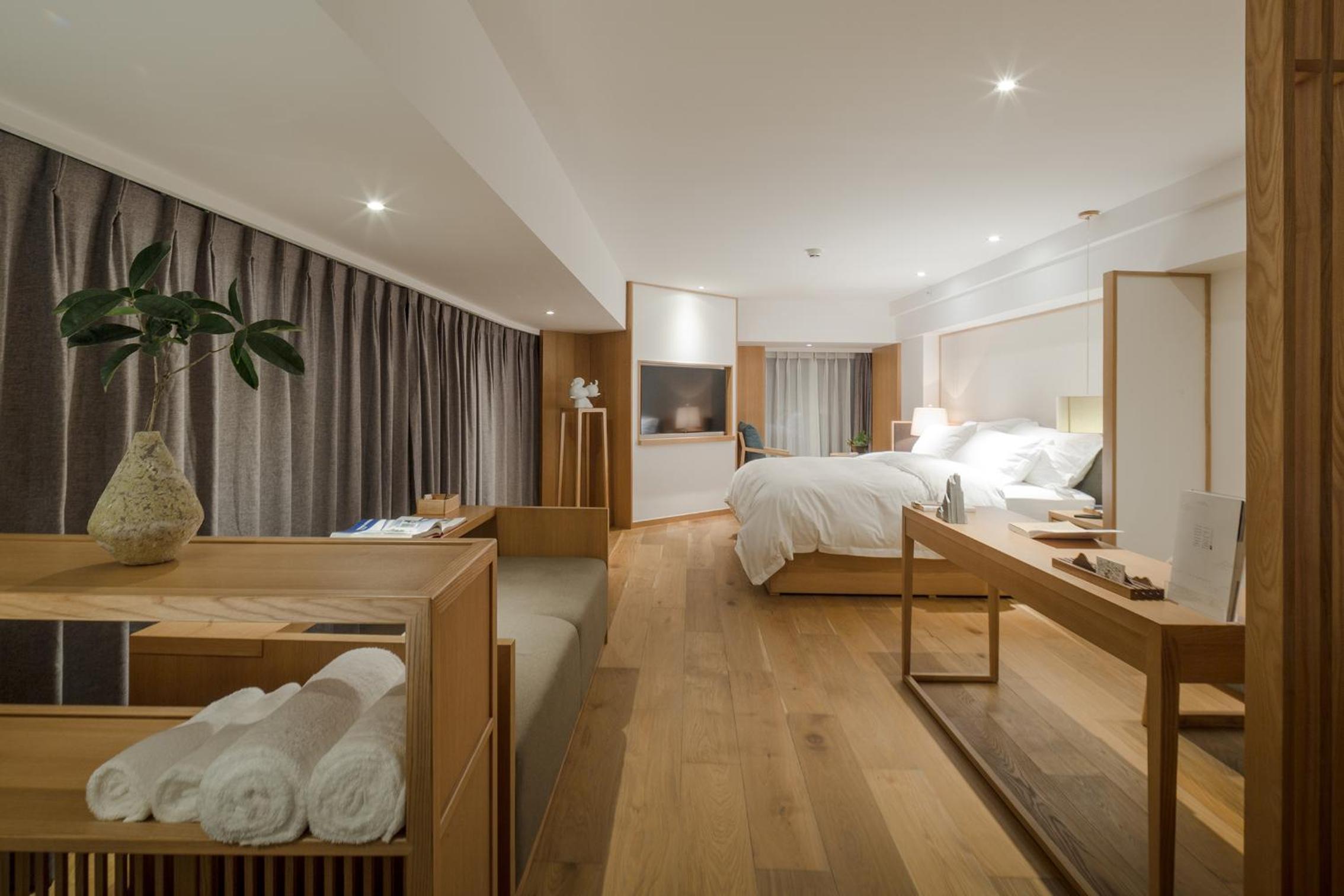 Superior Double Room with City View photo 2