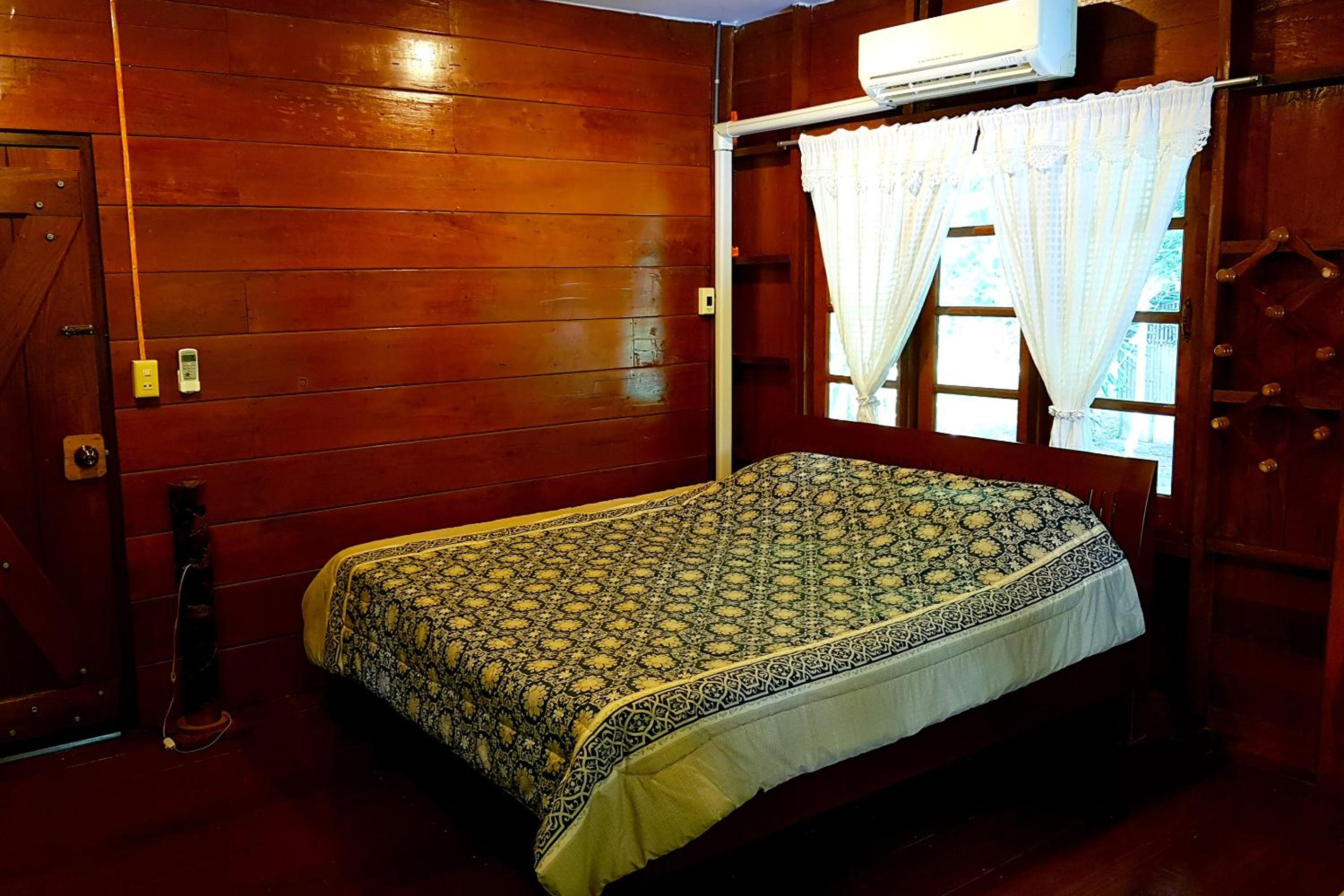 Two-Bedroom House - Photo 30