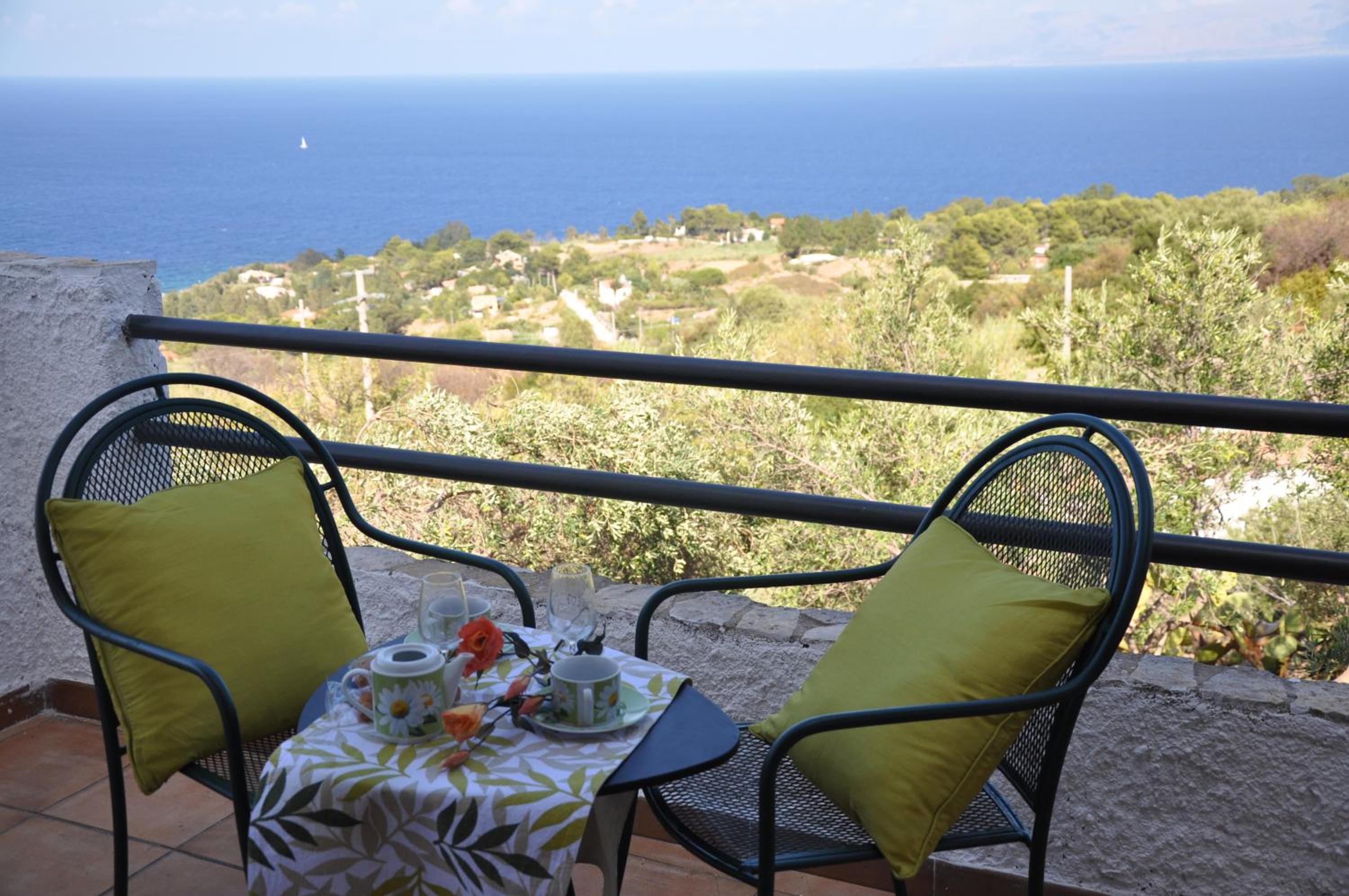 Villa with Sea View photo 3