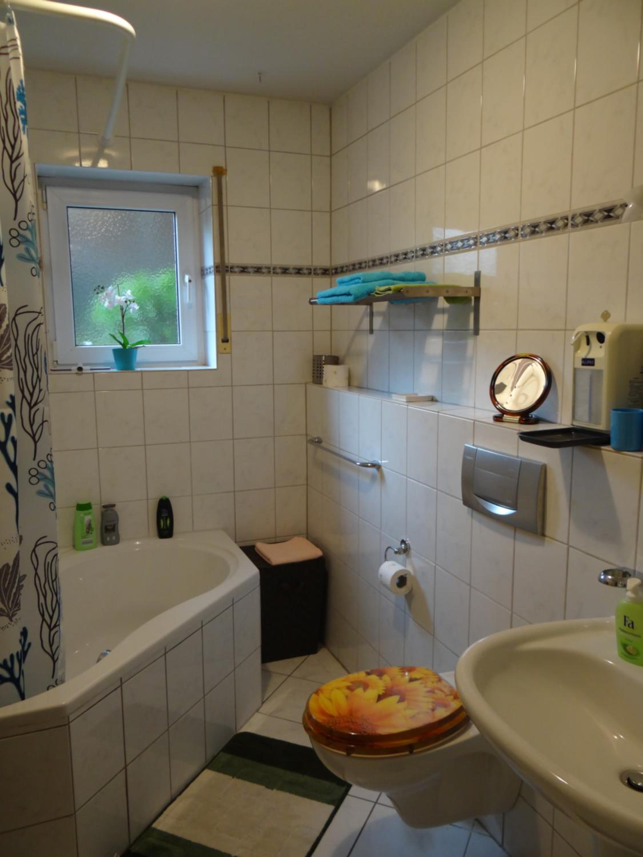 Apartment with Shower photo 3