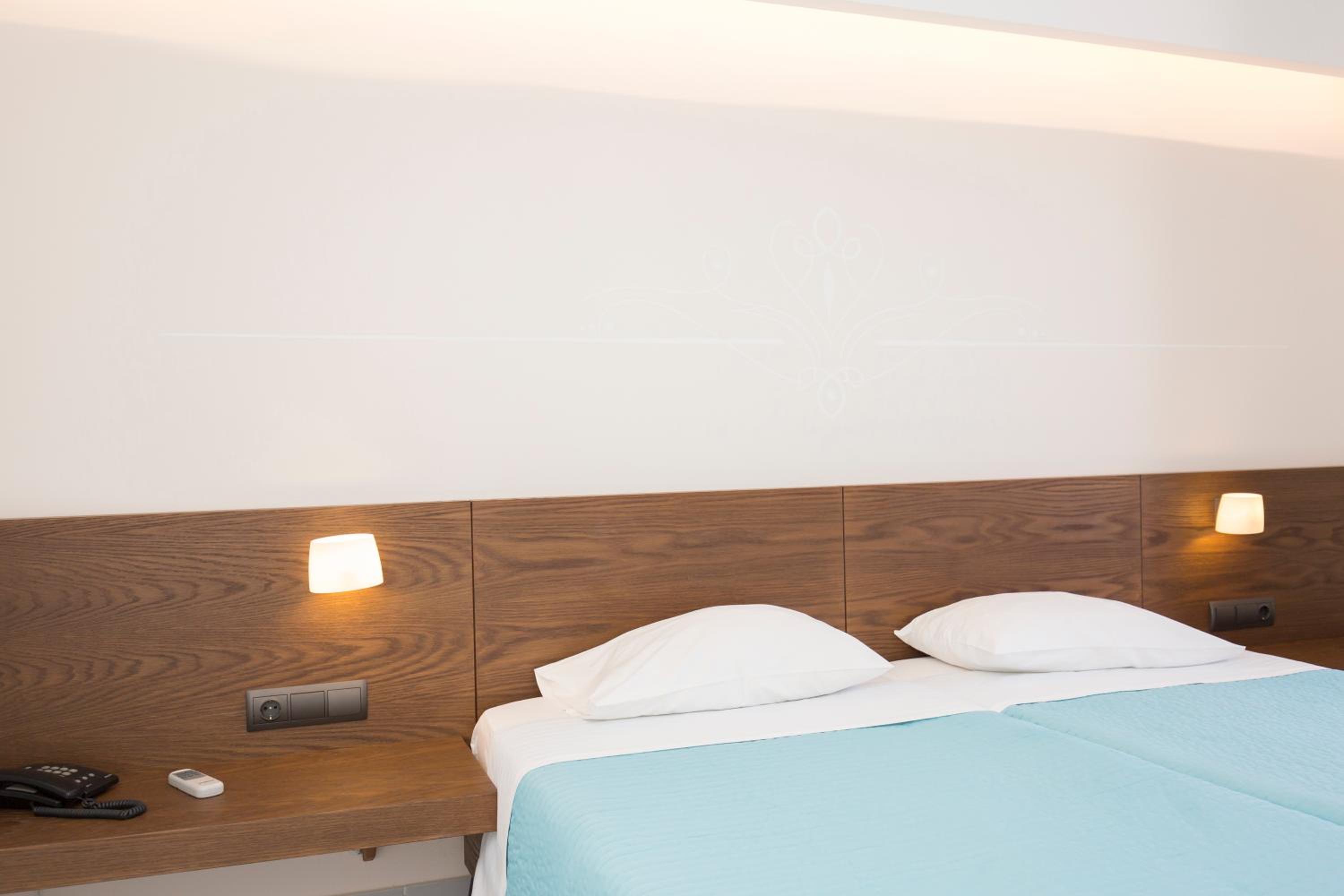 Budget Twin Room photo 2