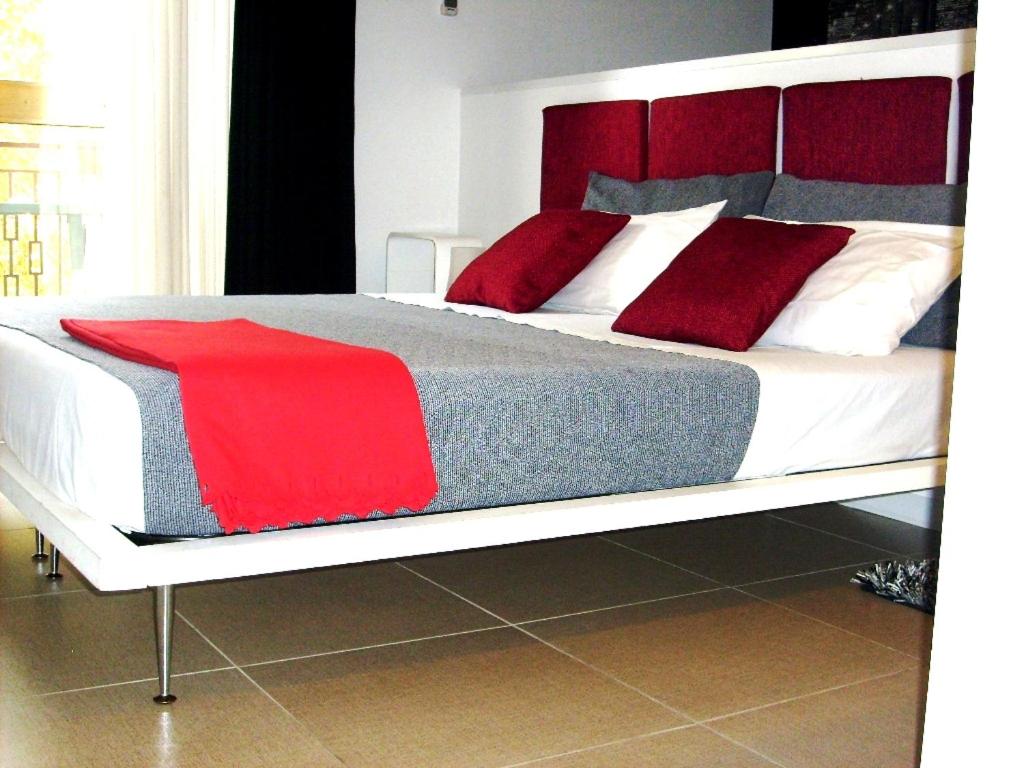 Studio Apartment - Photo 9