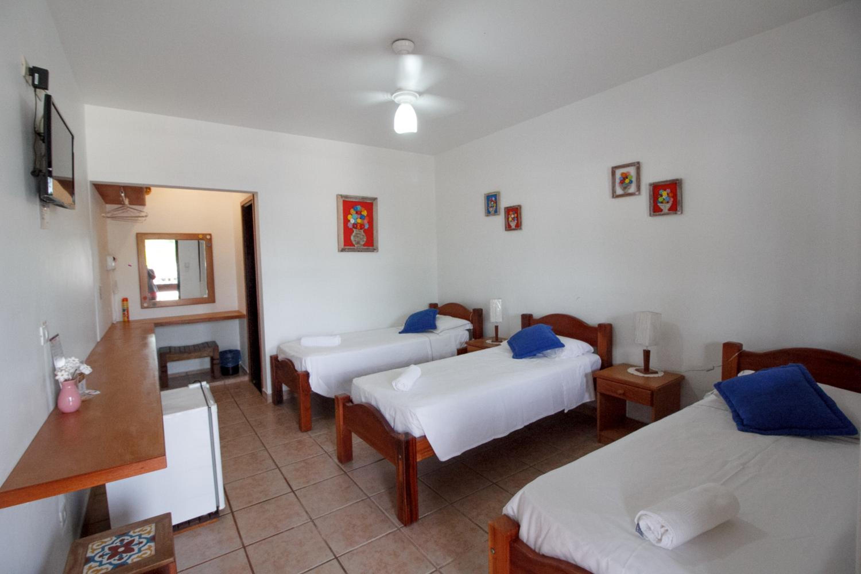 Triple Room with 3 Single Beds