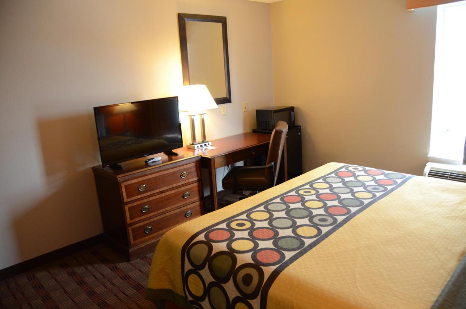 King Studio Suite - Non-Smoking - Photo 2