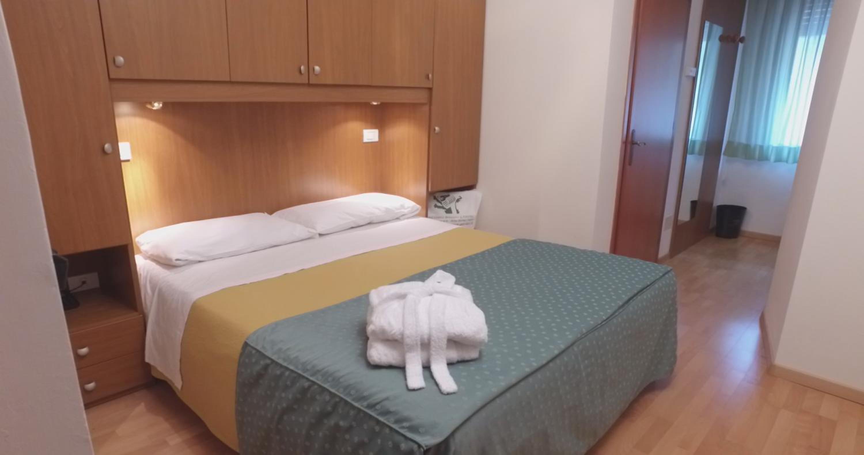  Economy Double Room photo 2