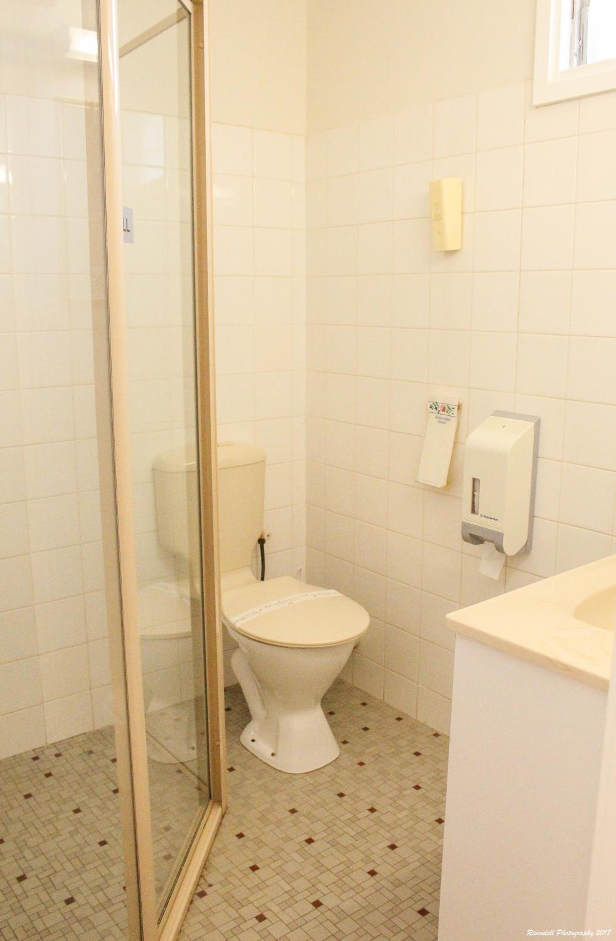 Upstairs Room with a Double and a Single Bed photo 2