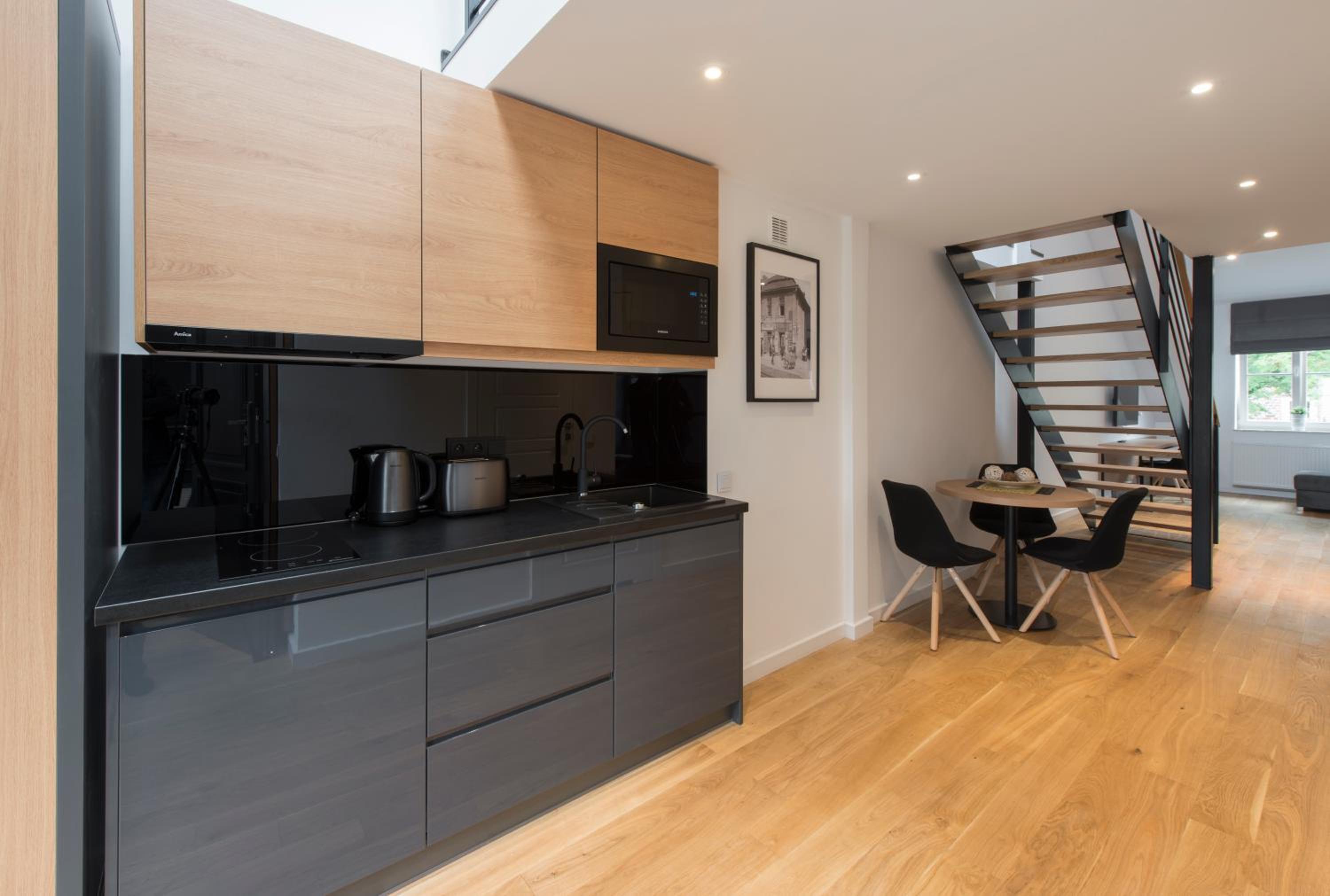 Deluxe Apartment with mezzanine and balcony photo 3