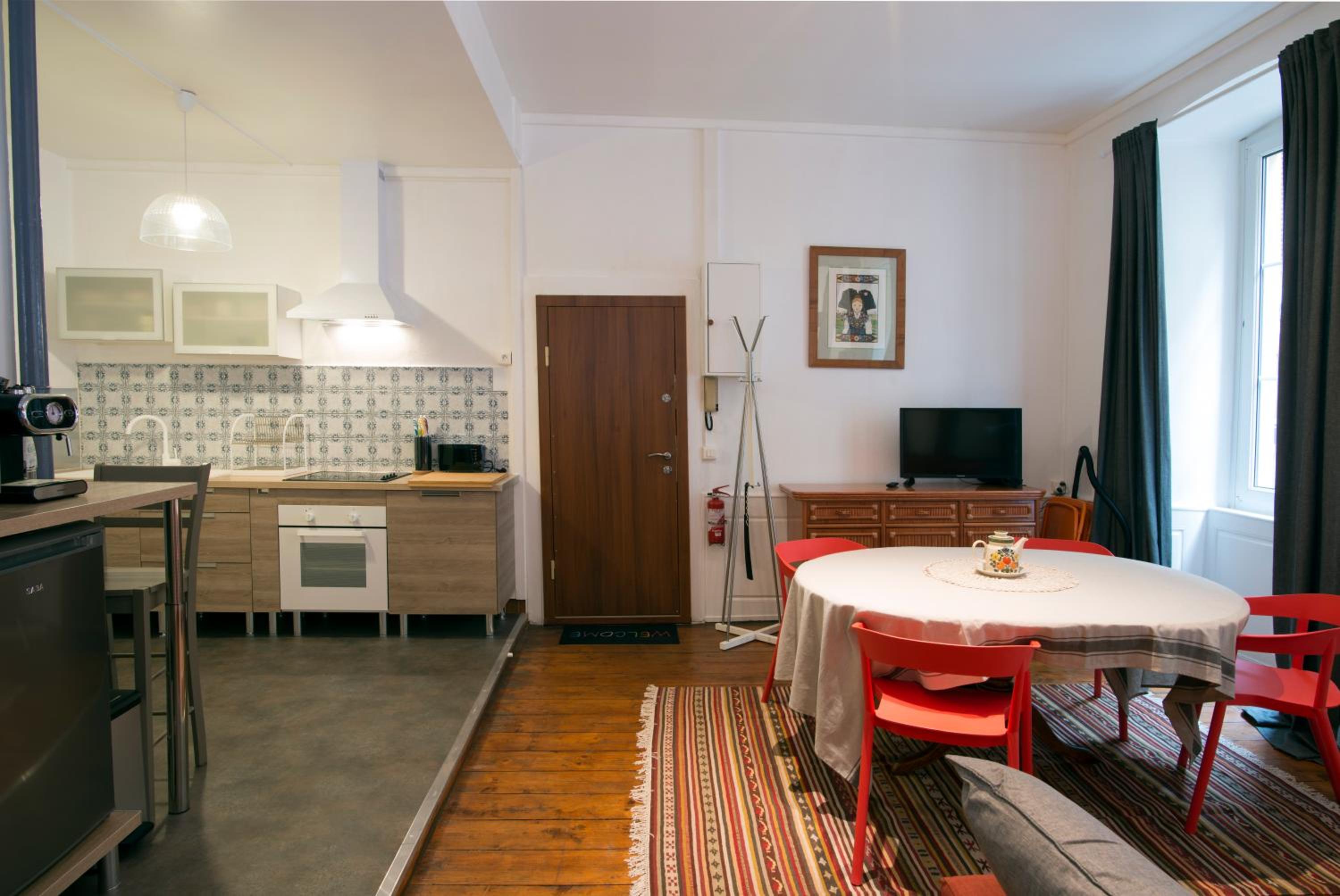 Apartment - Ground Floor - Photo 1