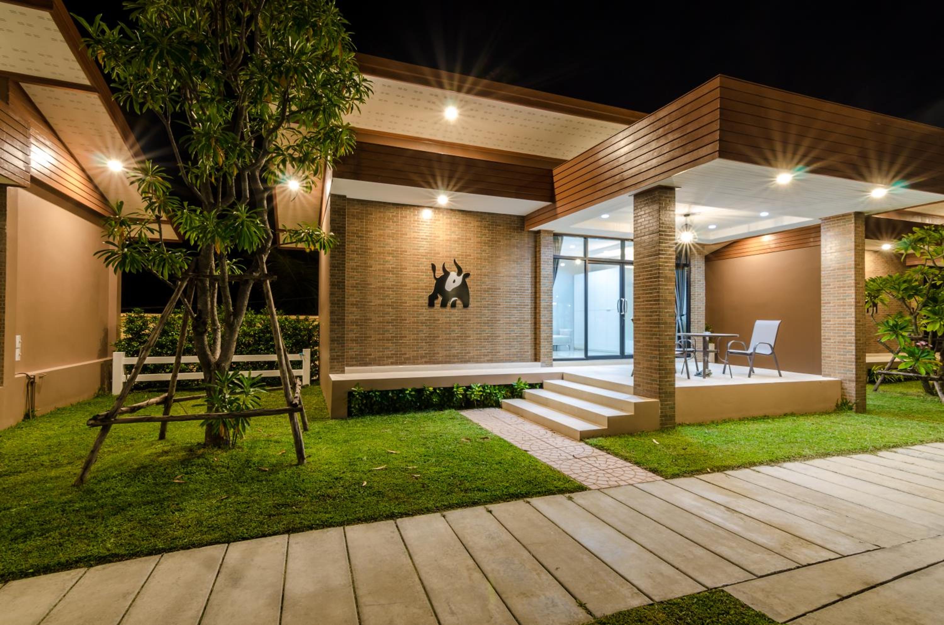 Double Room with Pool View photo 2