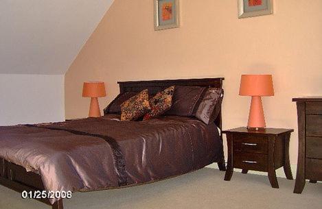 Four-Bedroom House - Photo 13