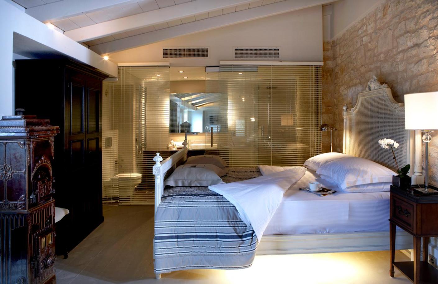 Tower Junior Suite with Garden View - Photo 7