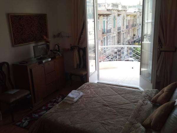 Double Room with Balcony - 1st or 2nd floor (No elevator)