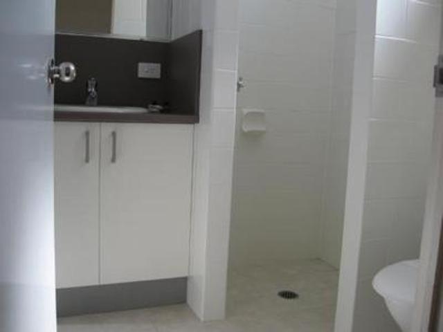 Family Room - Photo 4