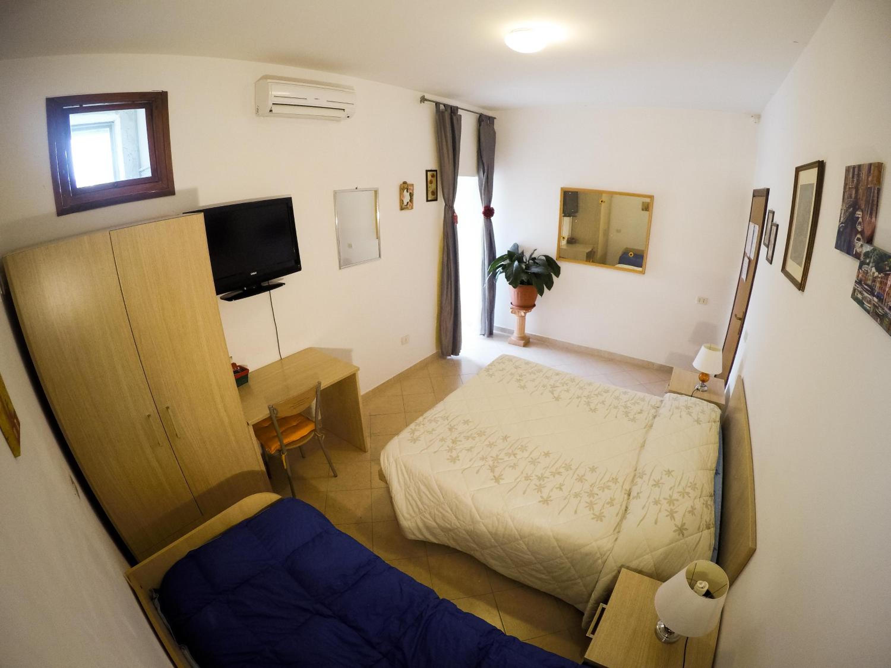 Triple Room with Garden View photo 2