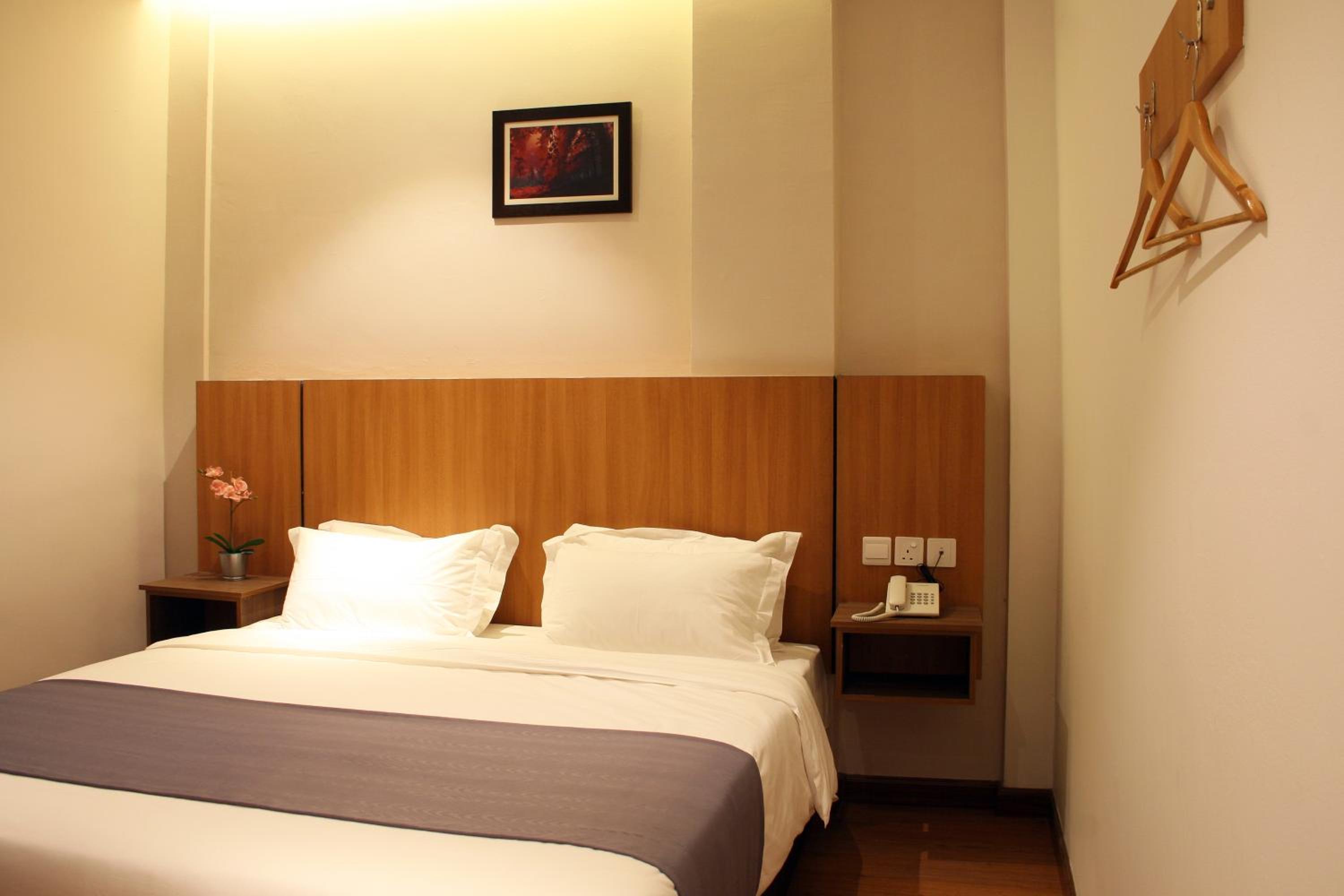 Superior King Room (With Window) photo 3
