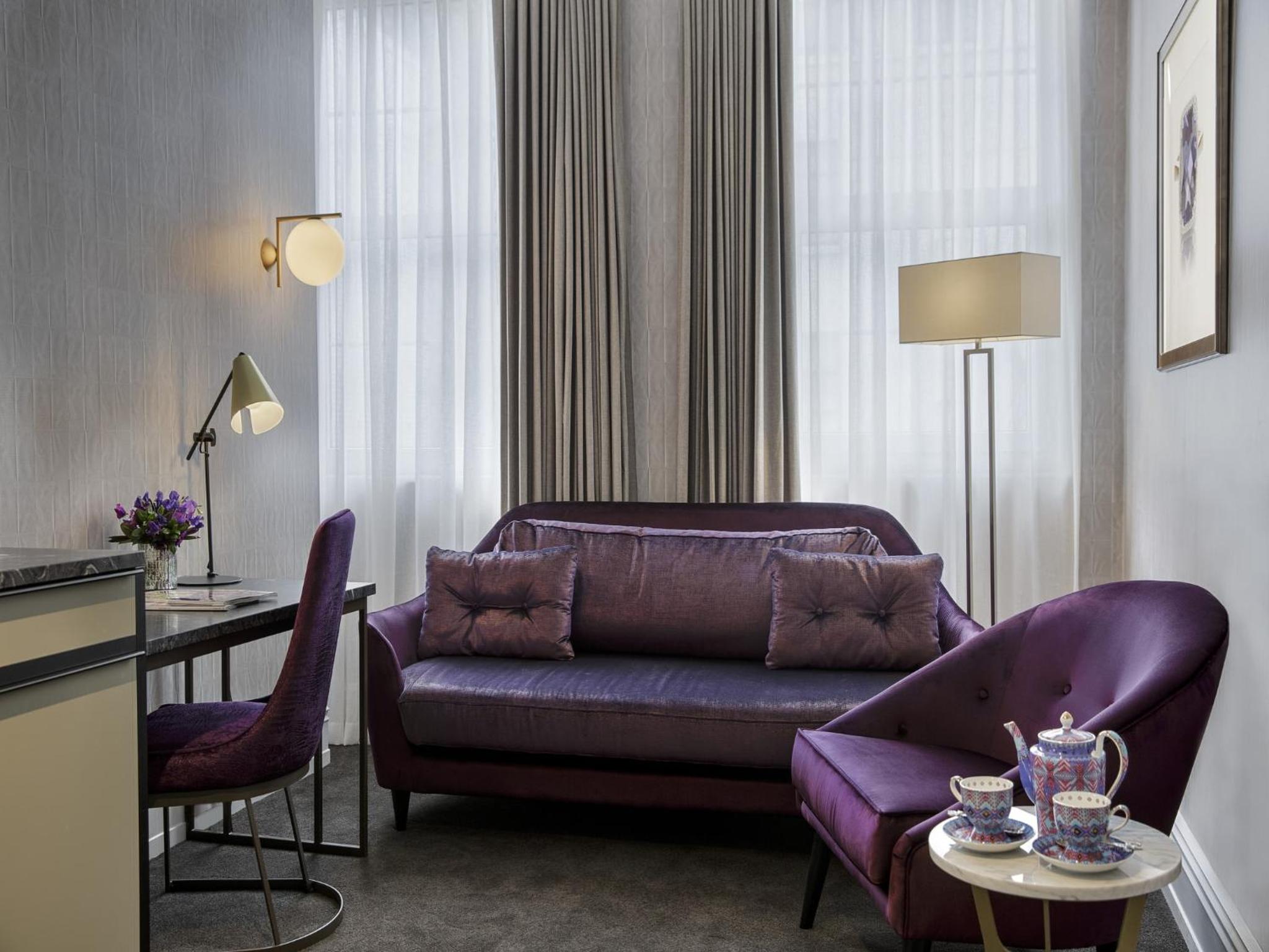 Junior King Suite - High Floor - Photo 5