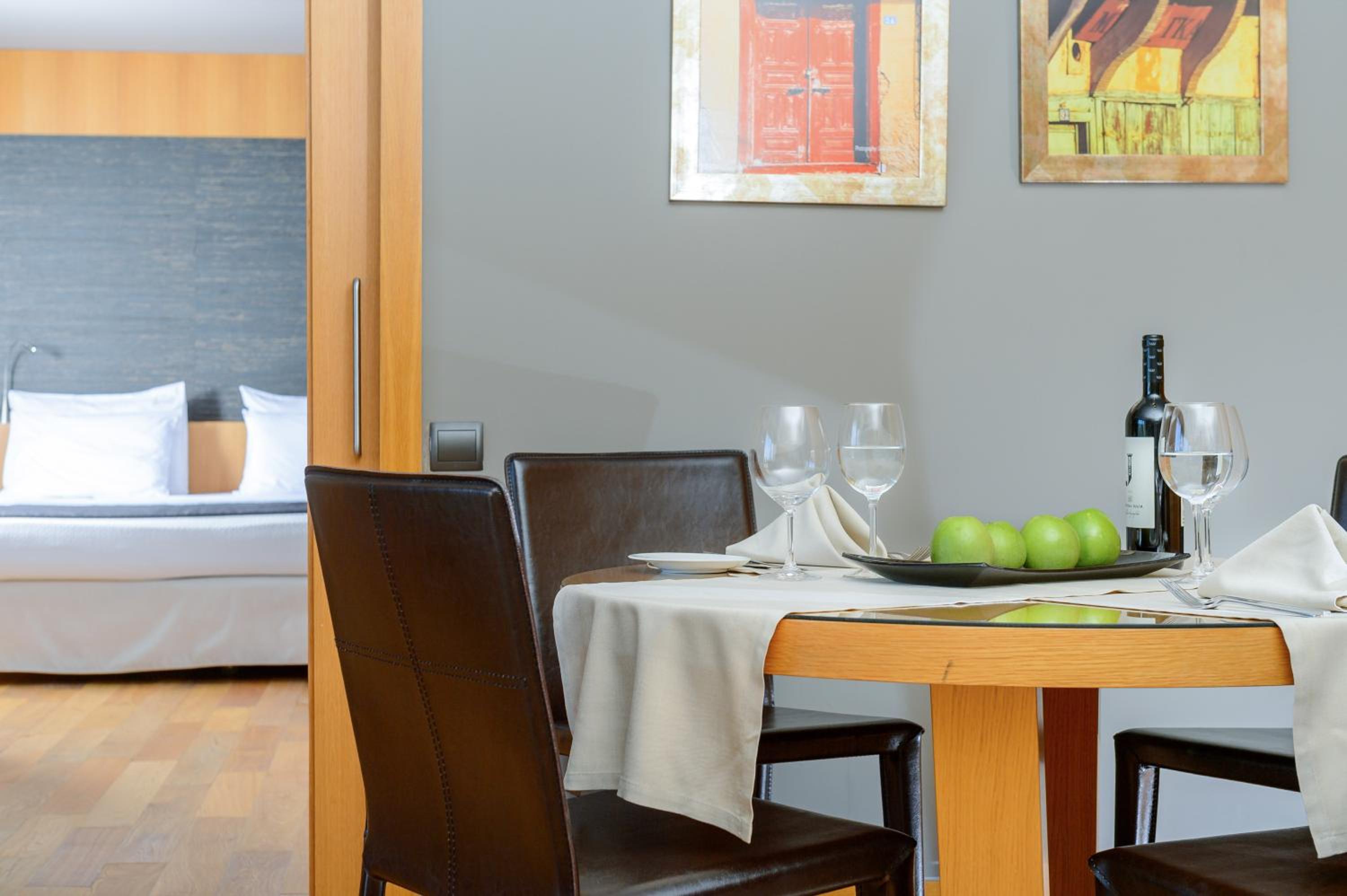 Deluxe Suite - Photo 2