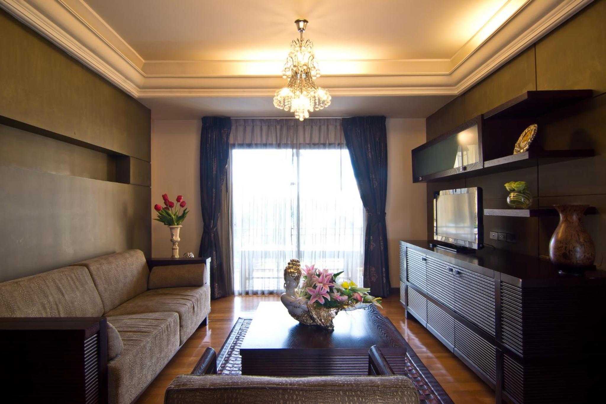 One-Bedroom Suite - Photo 15