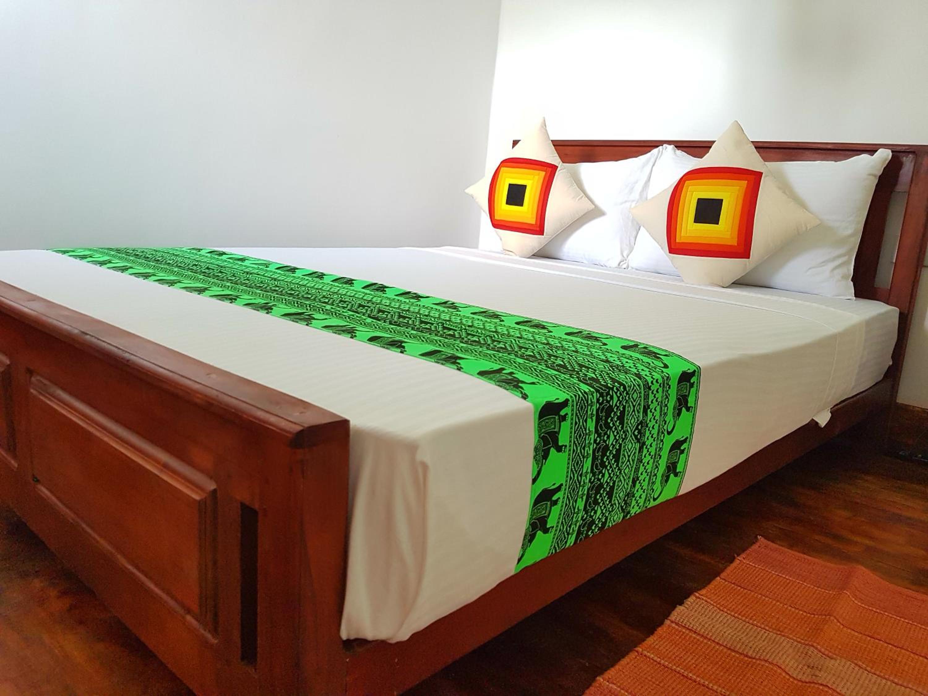 Deluxe Double Room with Sigiriya Rock View