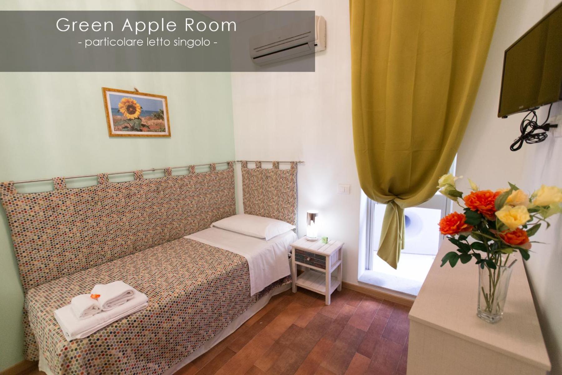 Single Room With Private Bathroom photo 1