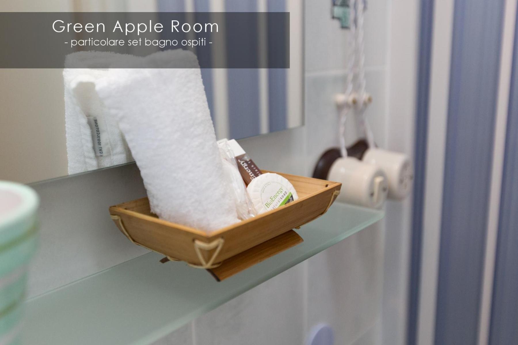 Single Room With Private Bathroom photo 2