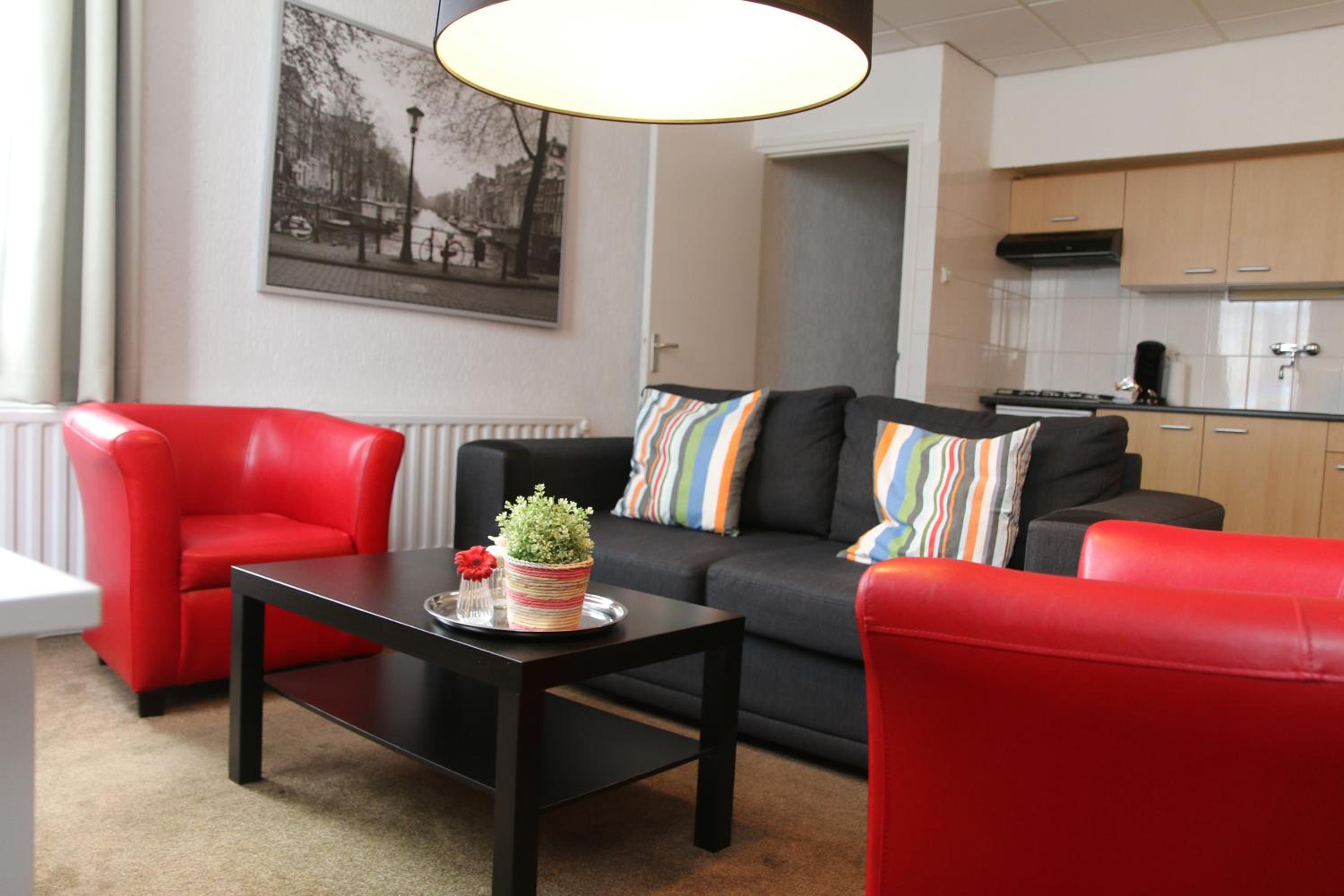 Family Room photo 1