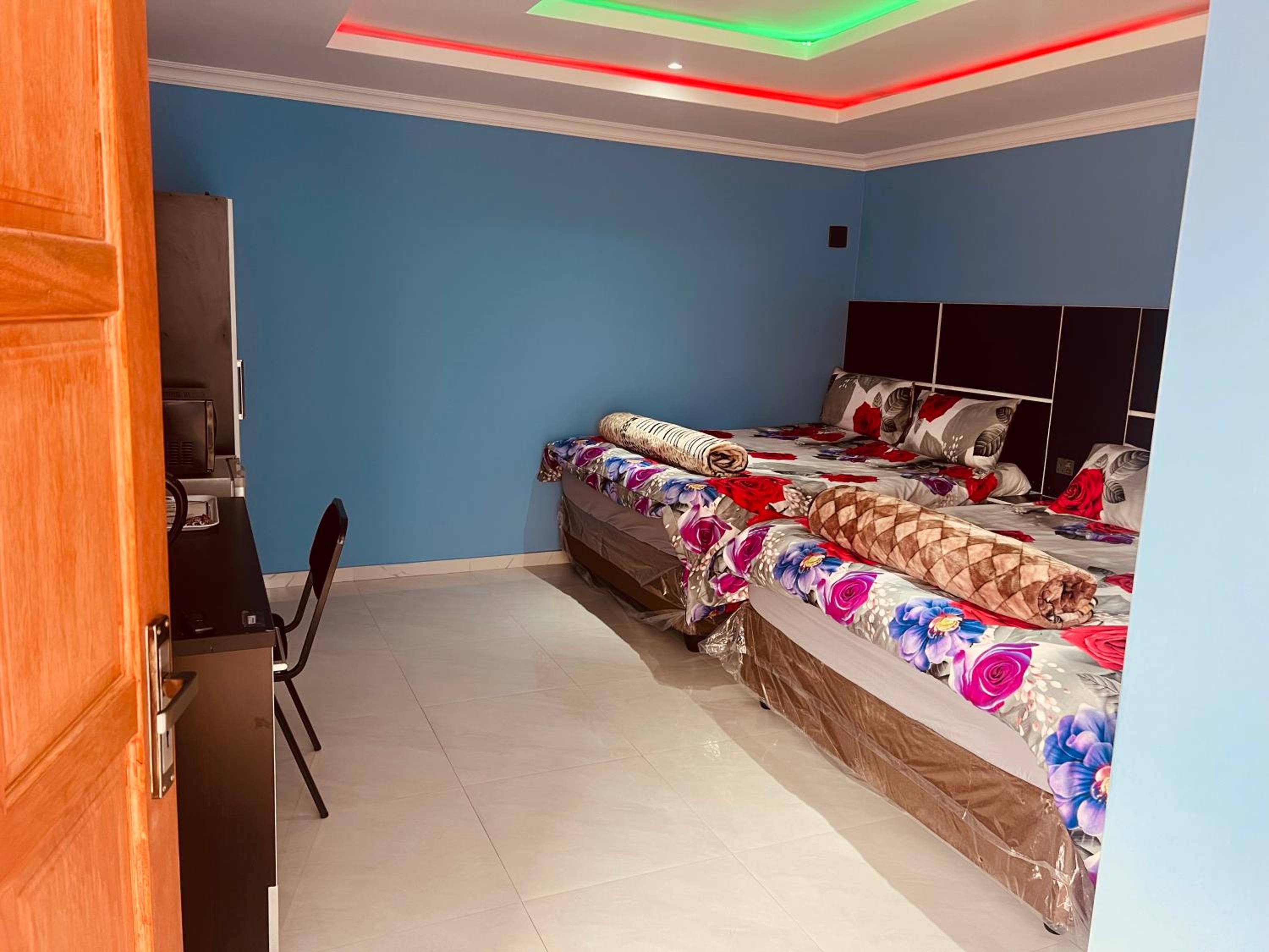Deluxe Double Room with Extra Bed photo 1