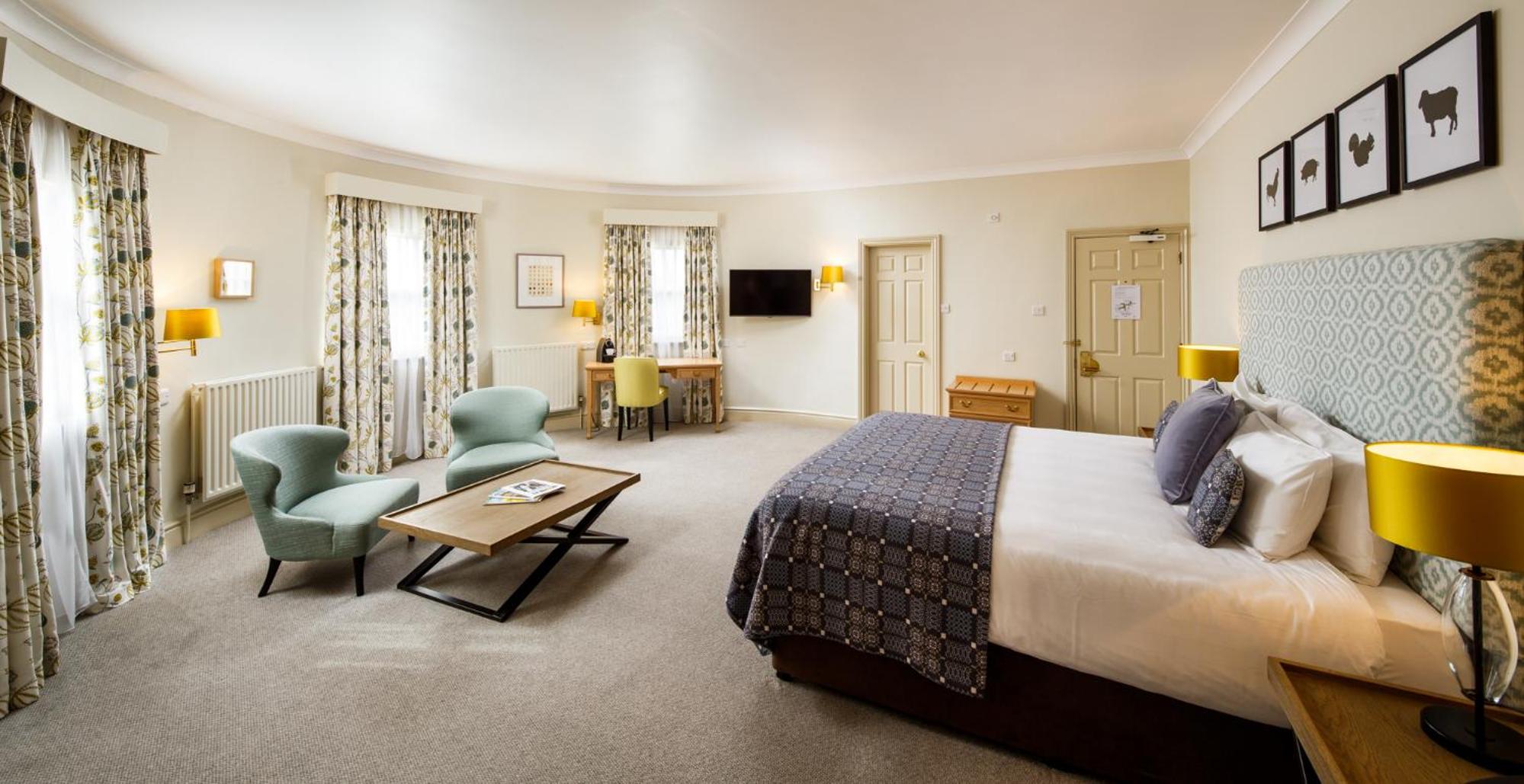 Superior Suite - Photo 1