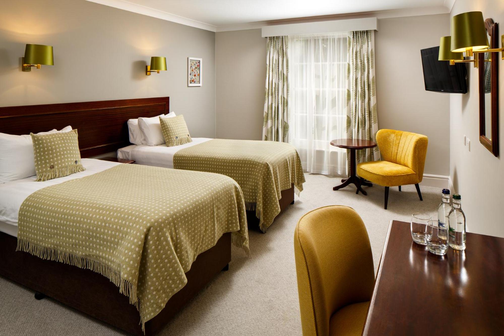 Classic Twin Room - Photo 1
