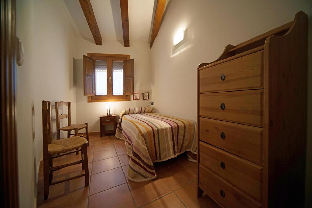 Two-Bedroom Standard Apartment photo 2