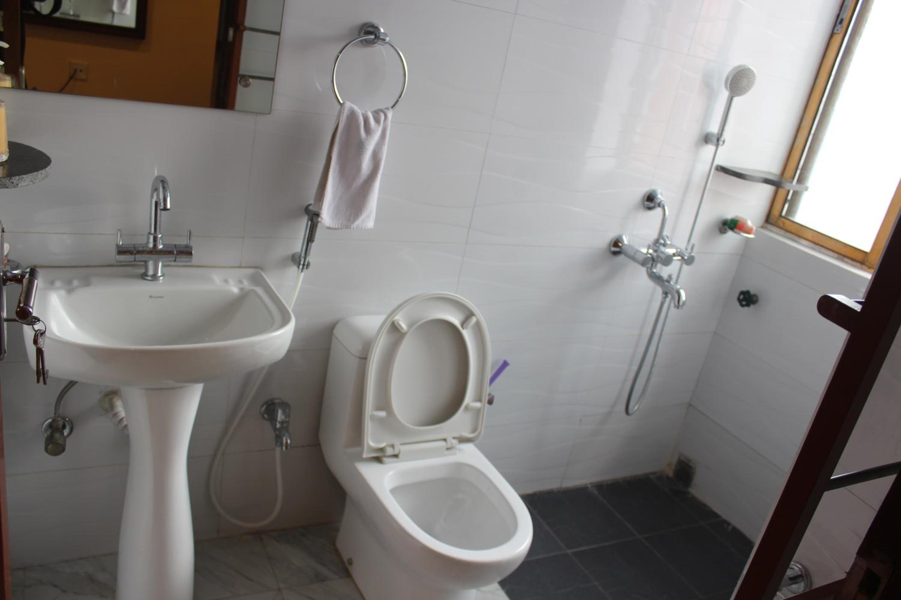 Deluxe Double Room - Photo 38
