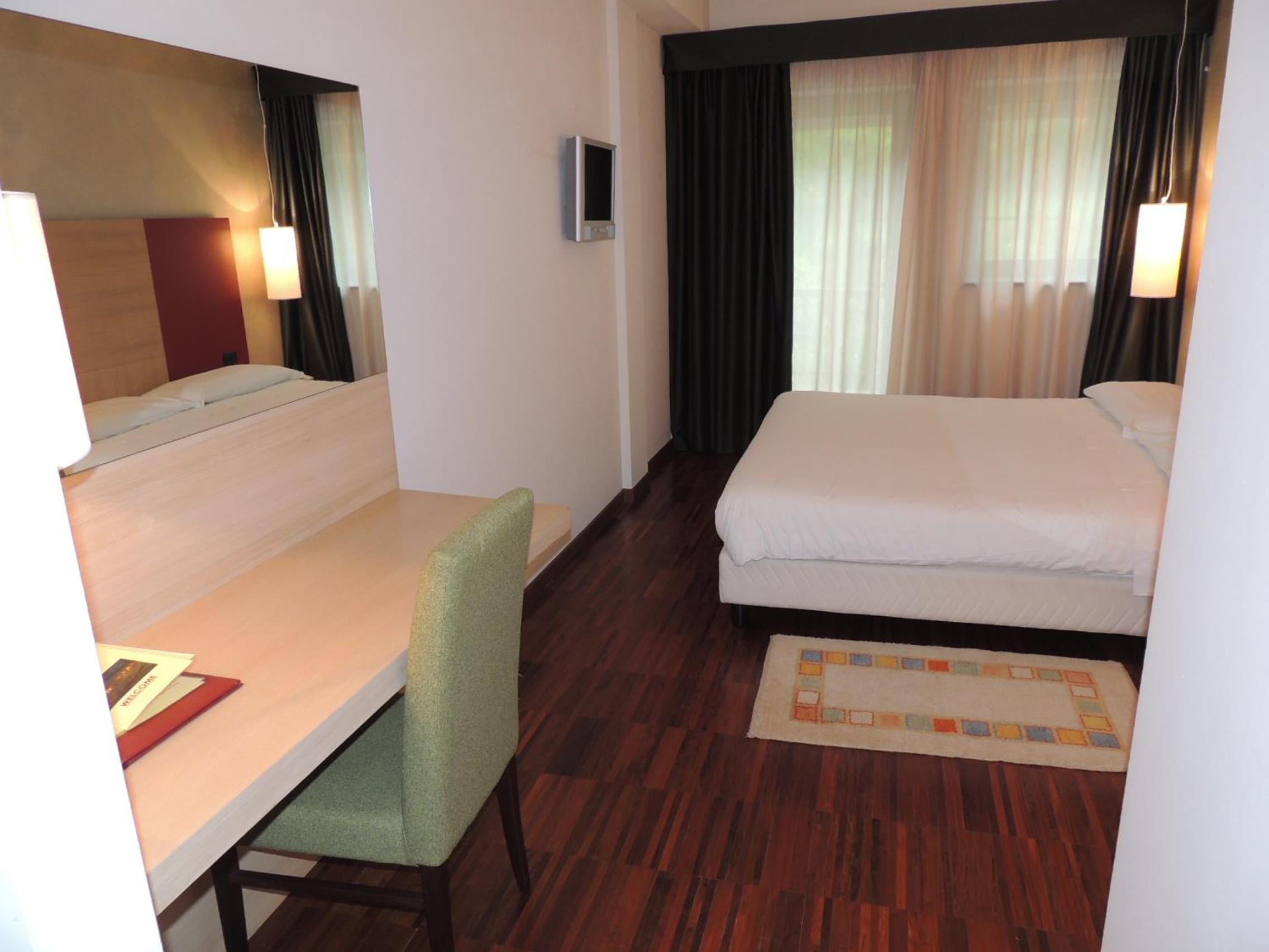 Double Room - Photo 1