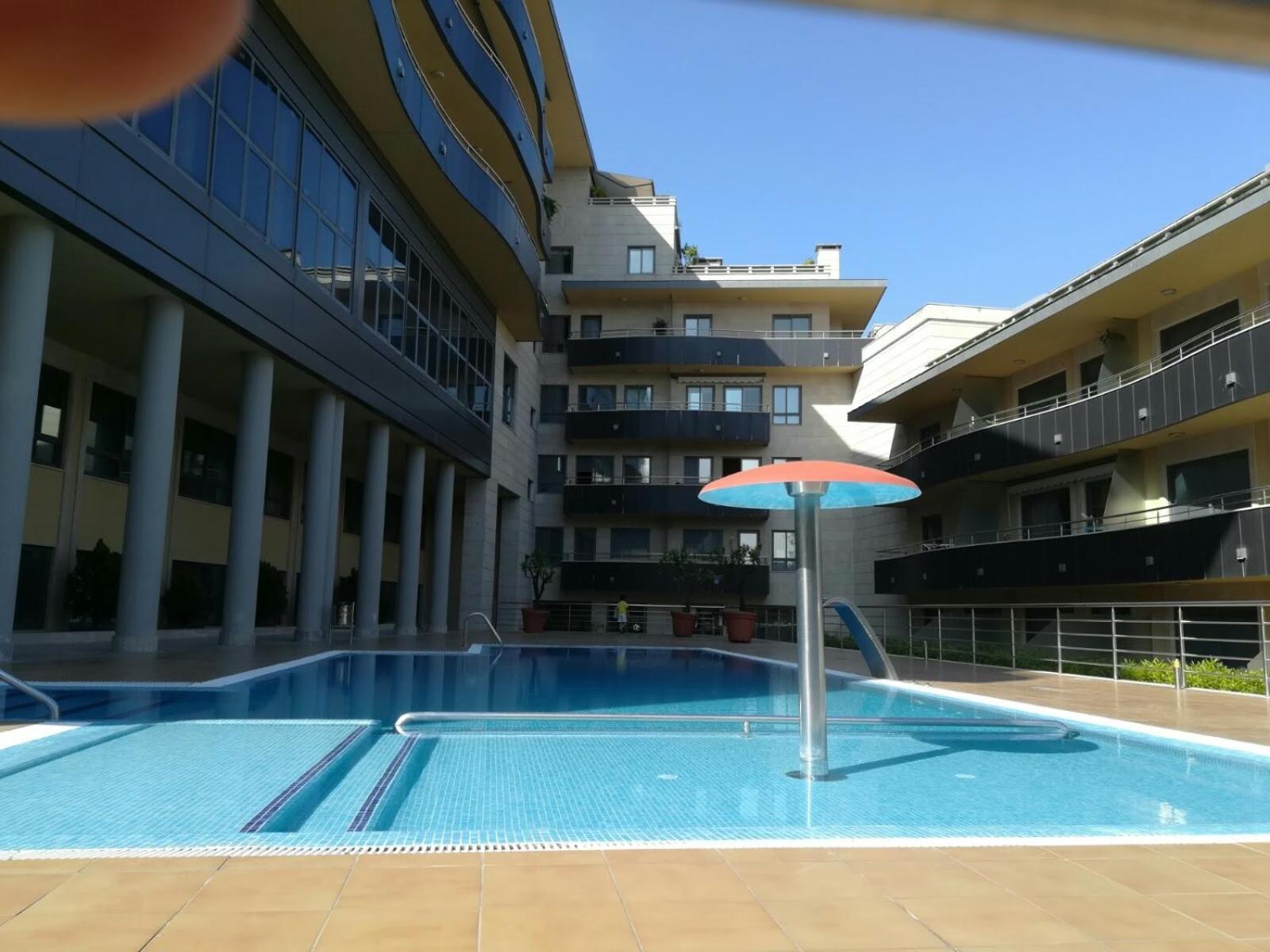 Apartment with Pool View  - Photo 2