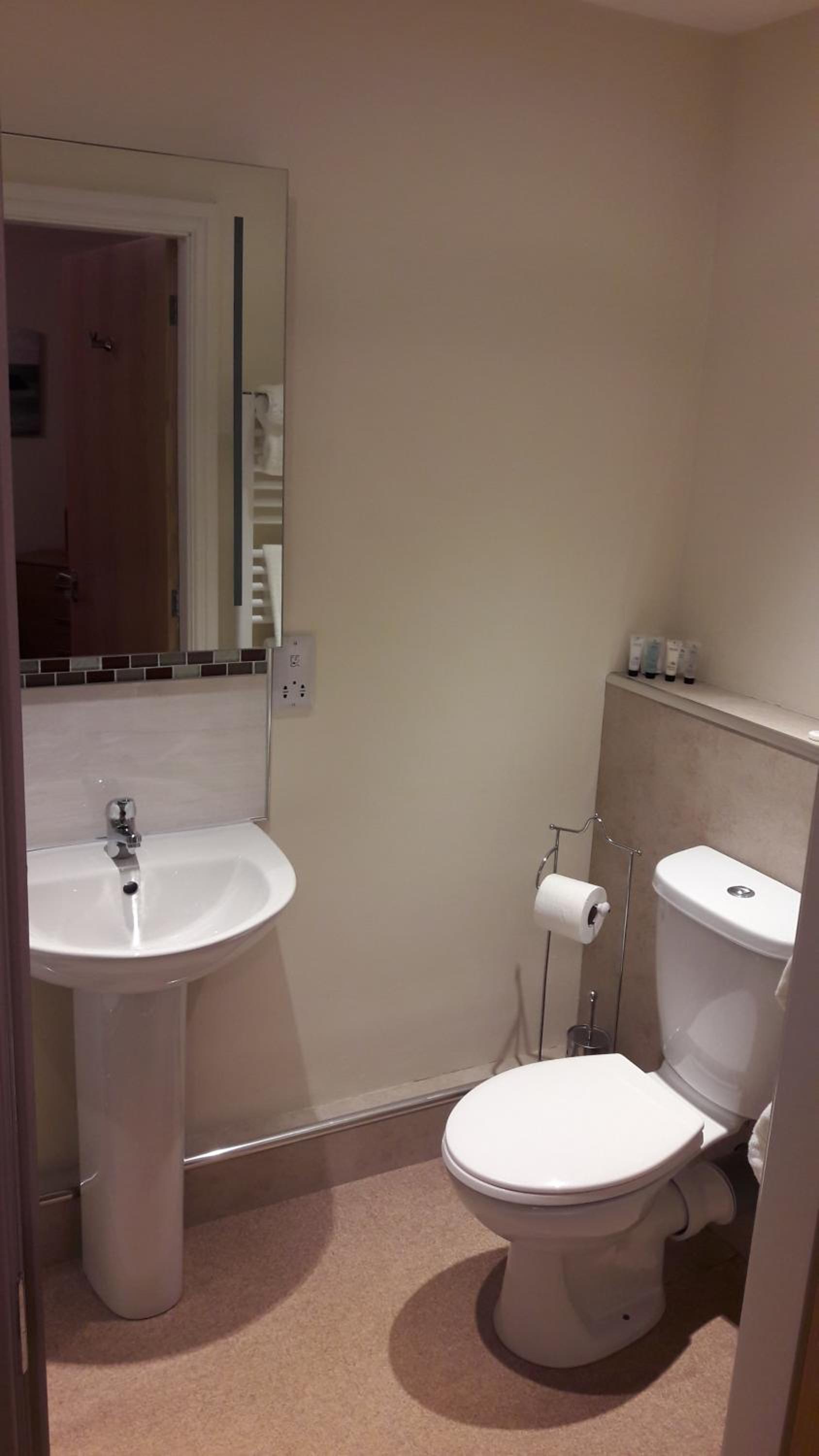 Deluxe Double or Twin Room with Sea View - Photo 4