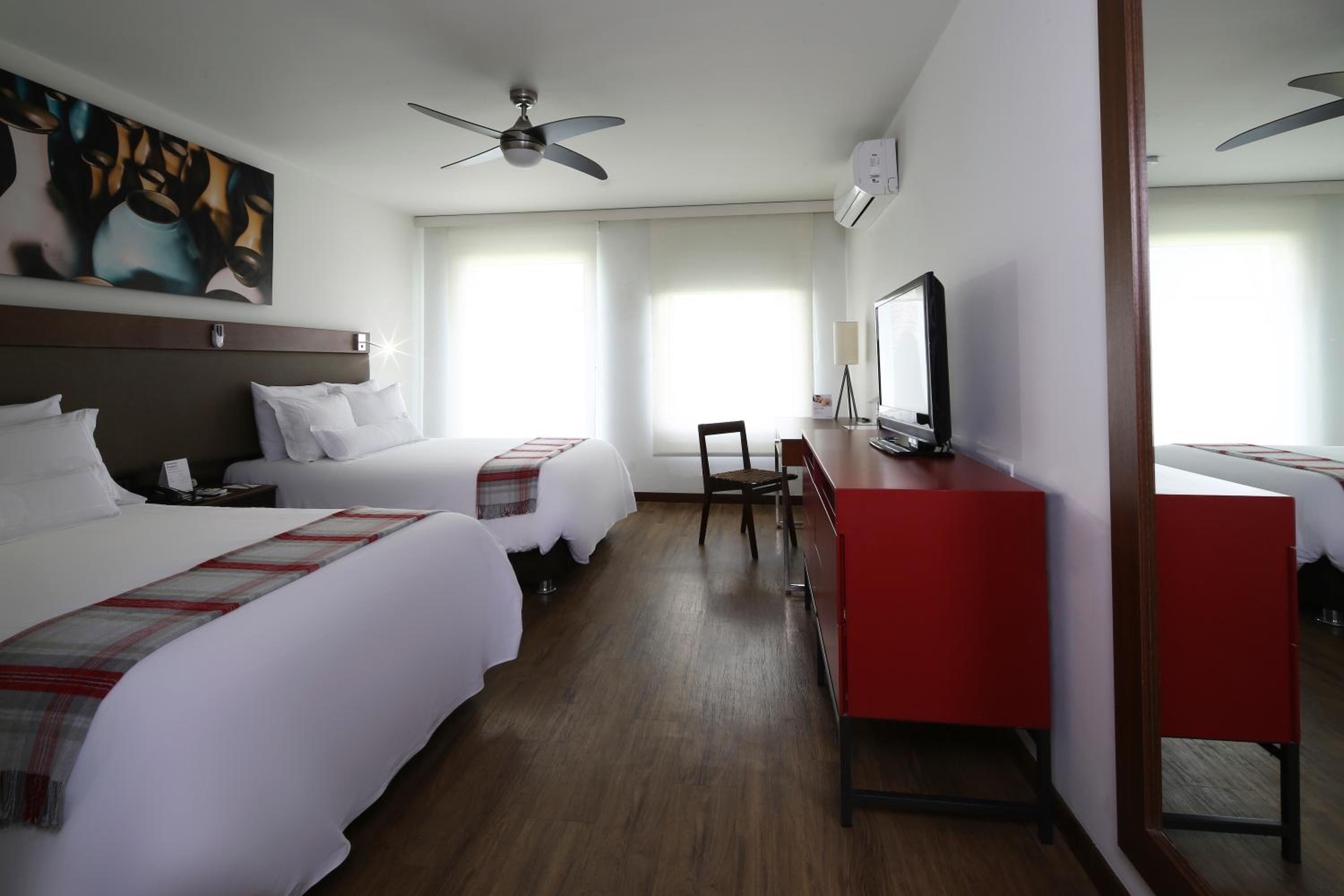 Superior Twin Room photo 2
