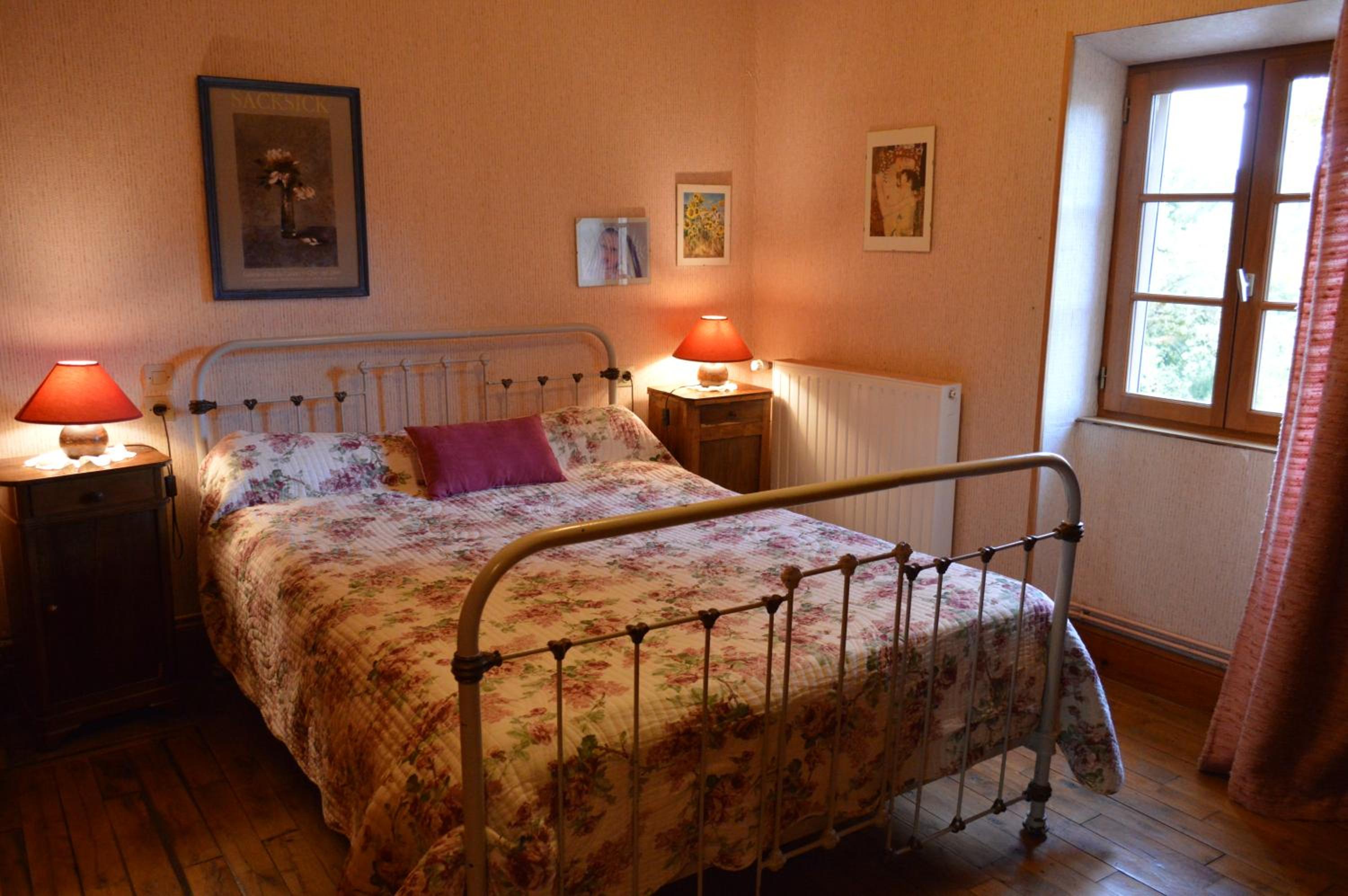 Three-Bedroom House photo 1