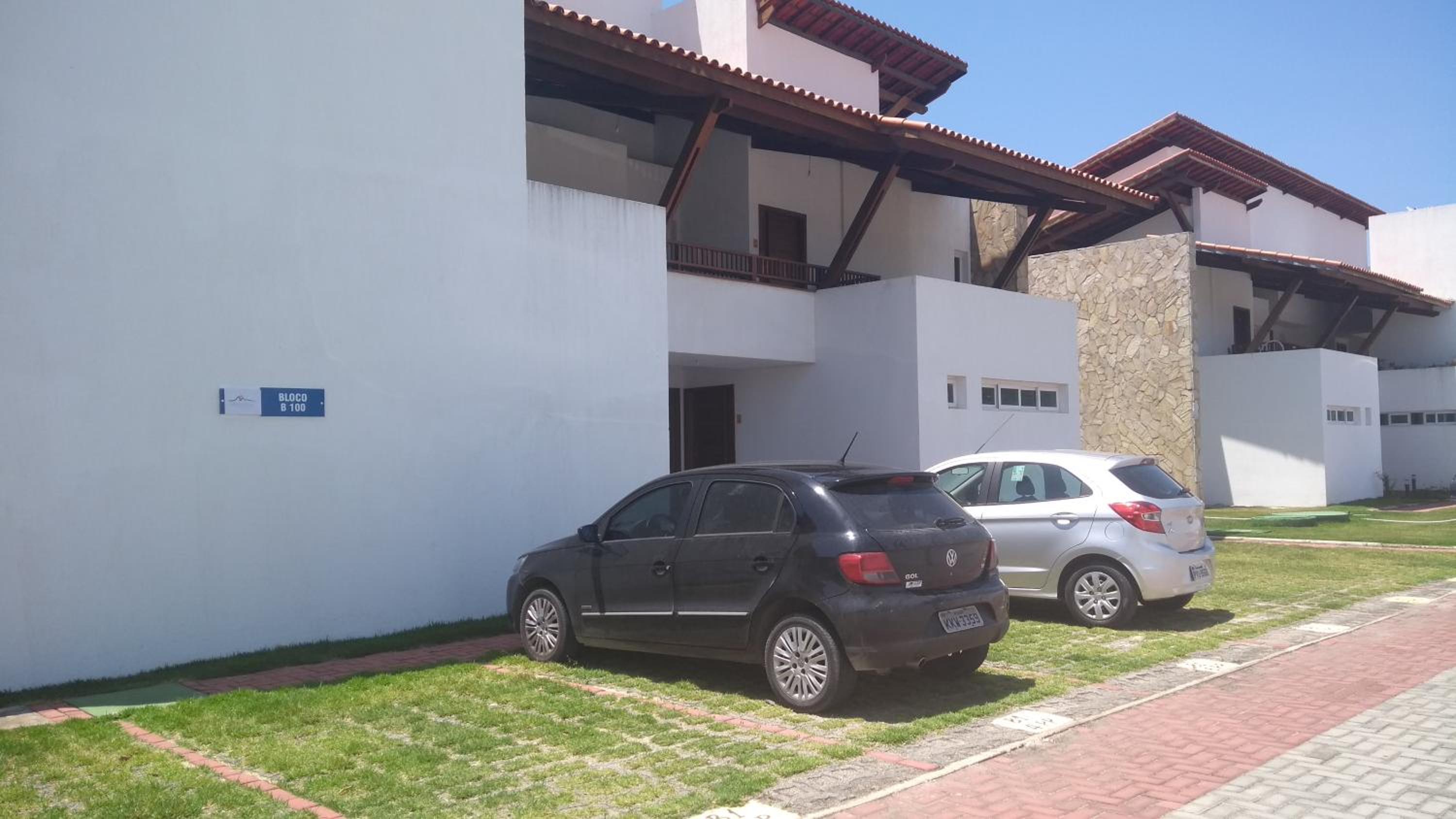 Apartment with Terrace - Photo 5