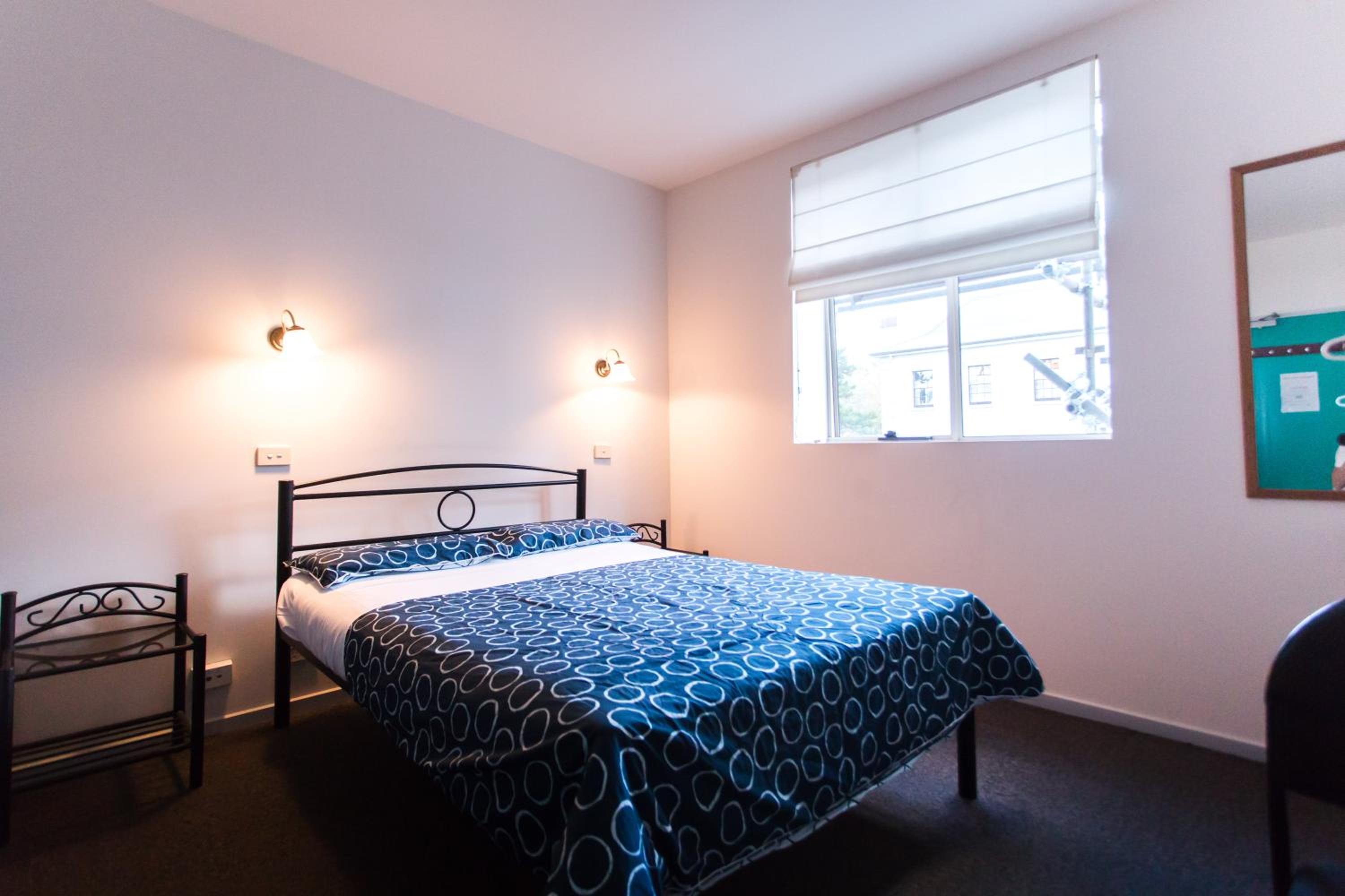 Double Room with Shared Bathroom photo 3