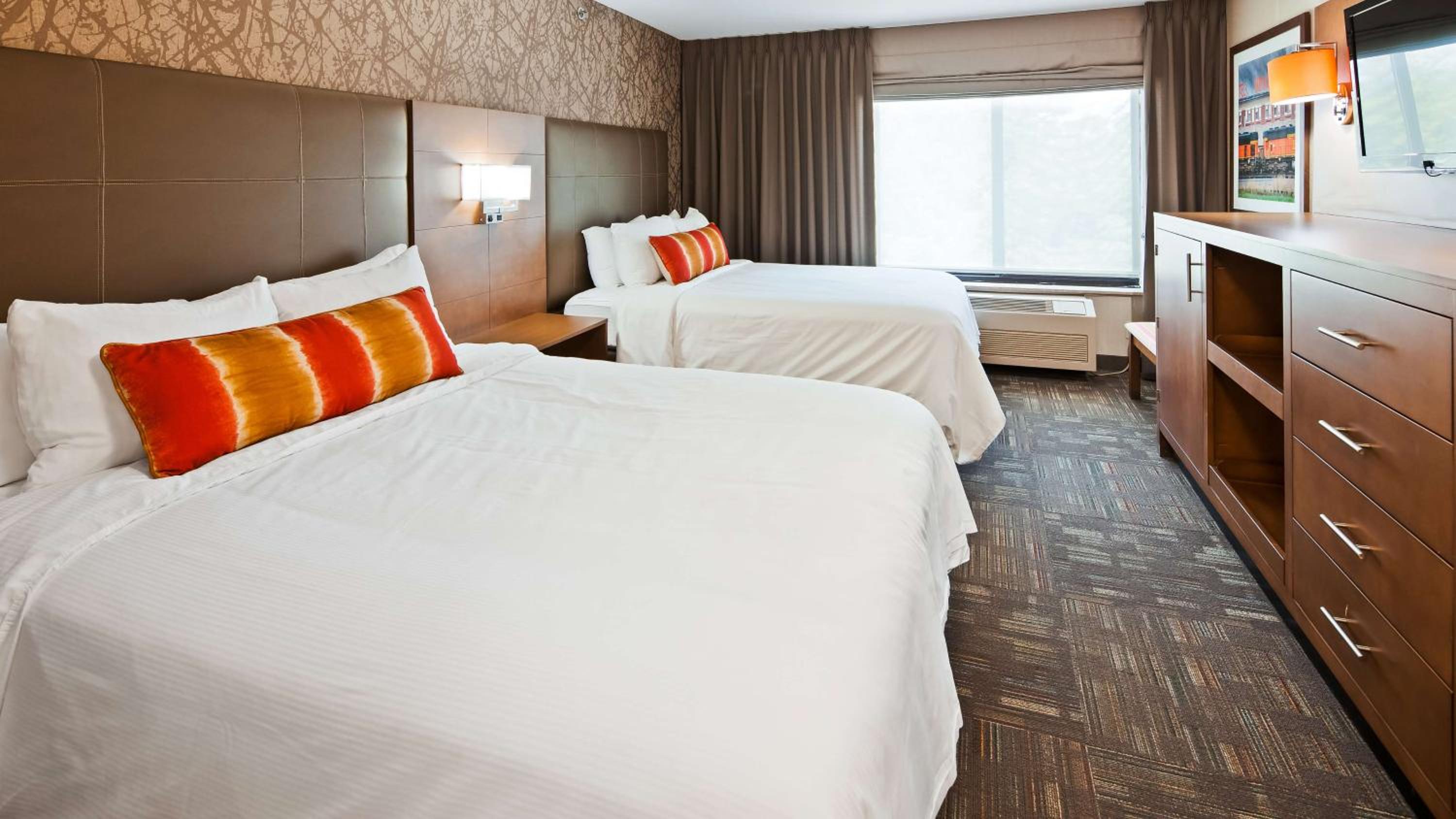 Queen Room with Two Queen Beds and Sofa Bed - Photo 1