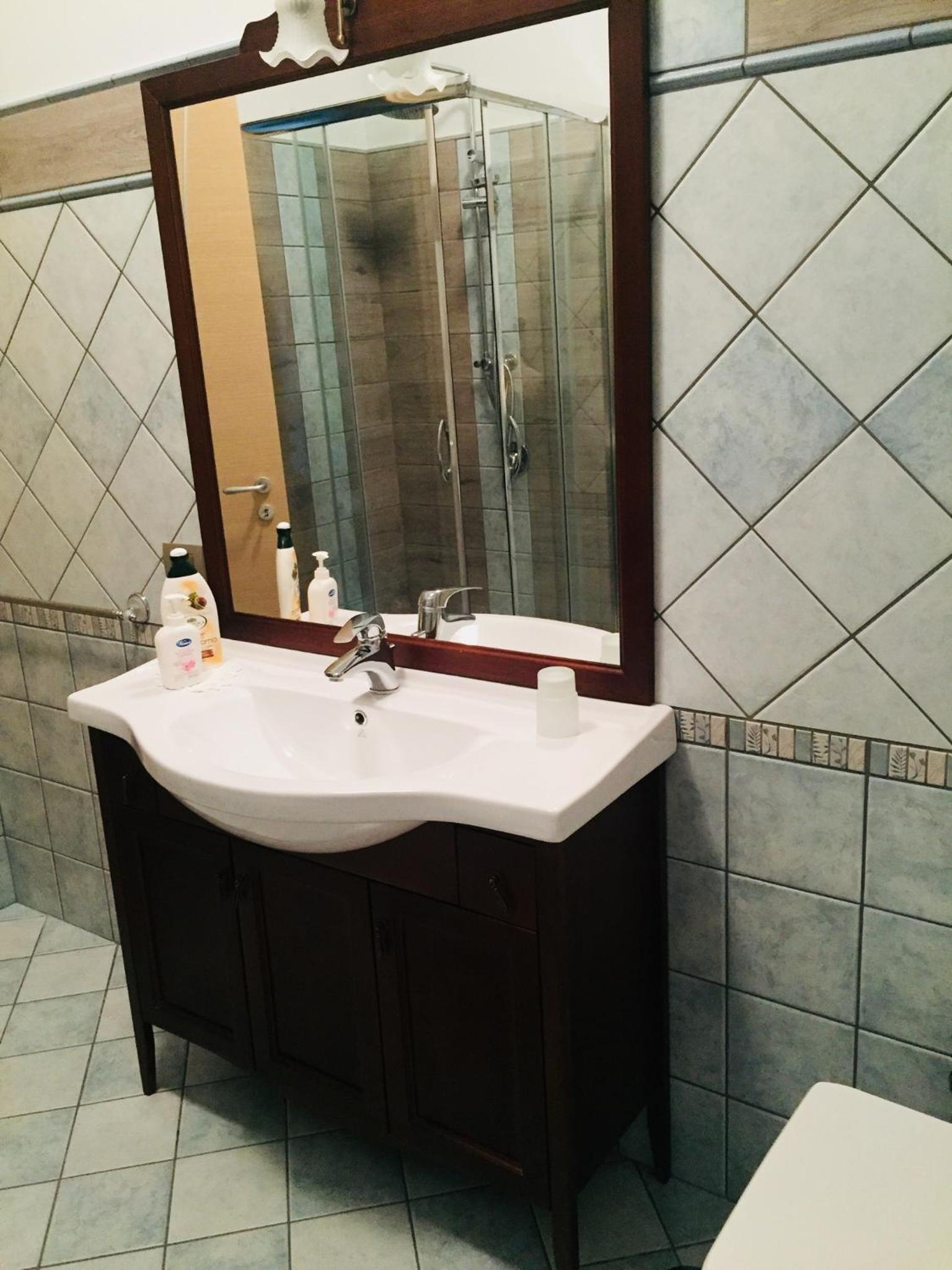 Double Room - Photo 23