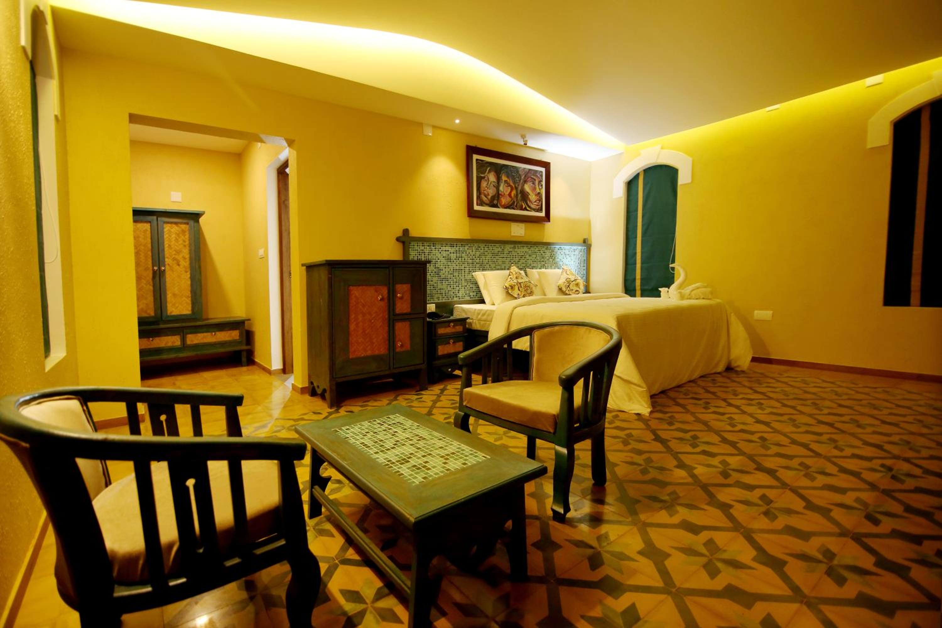 Double Room with Lake View - Photo 1