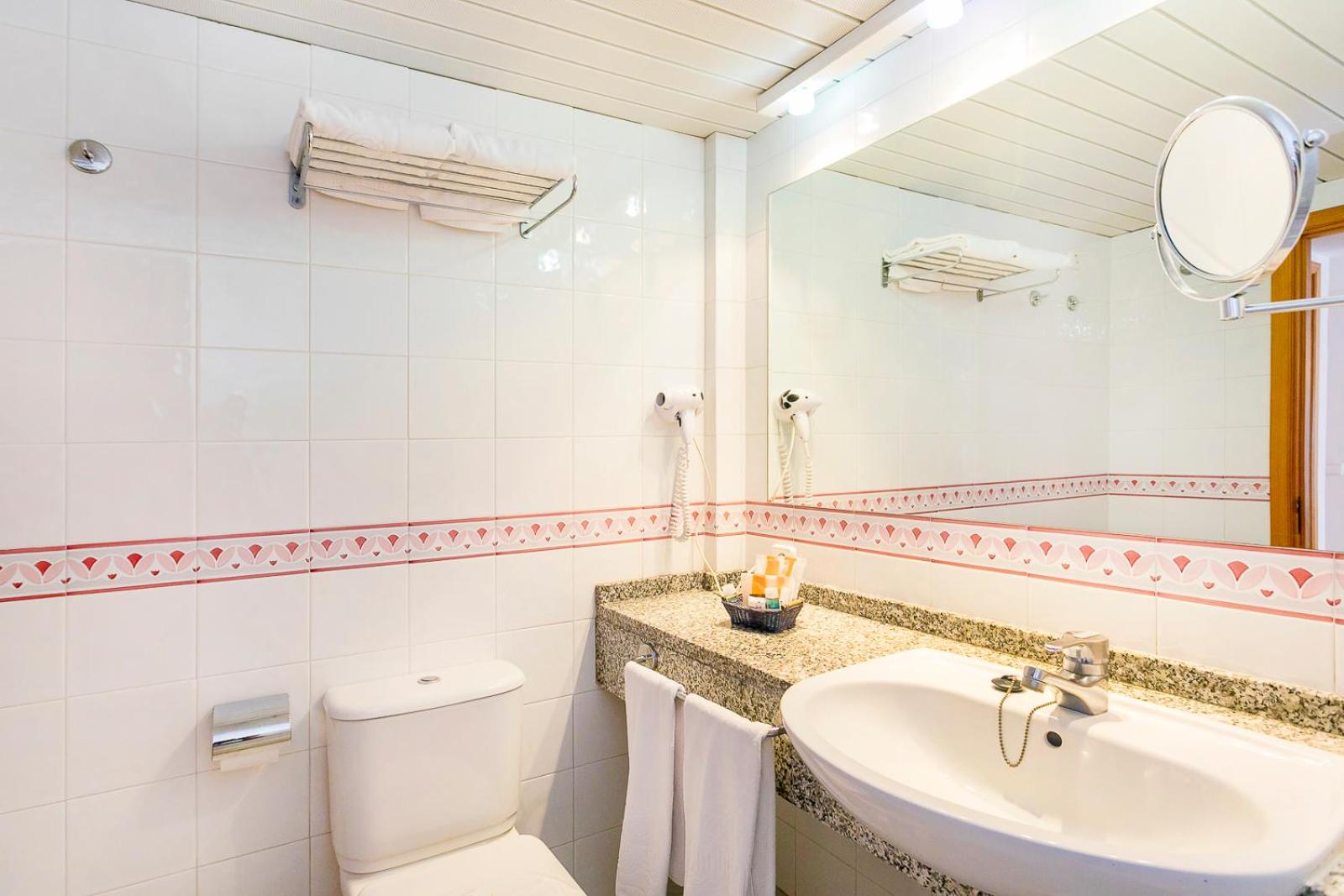 Classic Family Apartment (4 Adults)