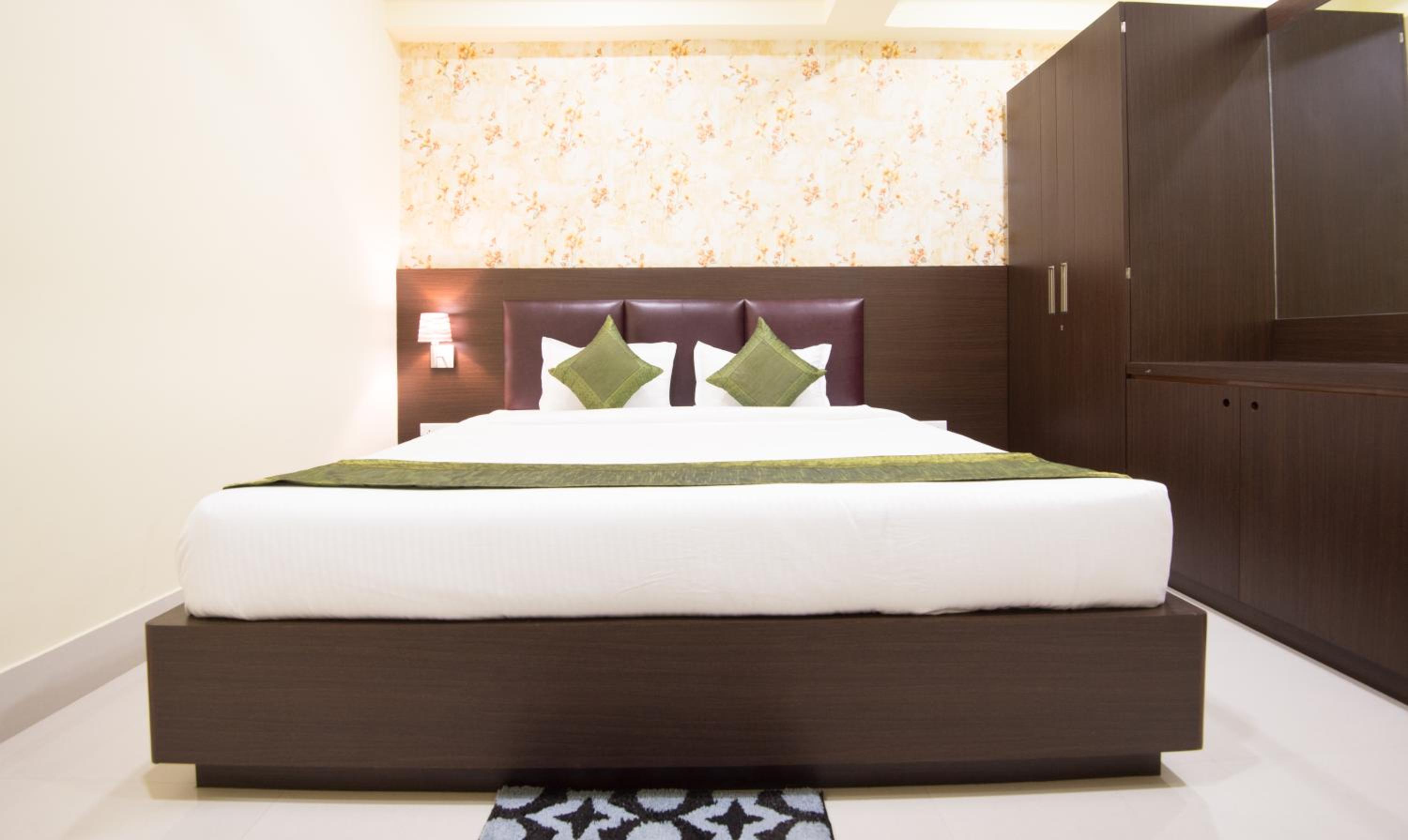 [Sanitized] Standard Double Room