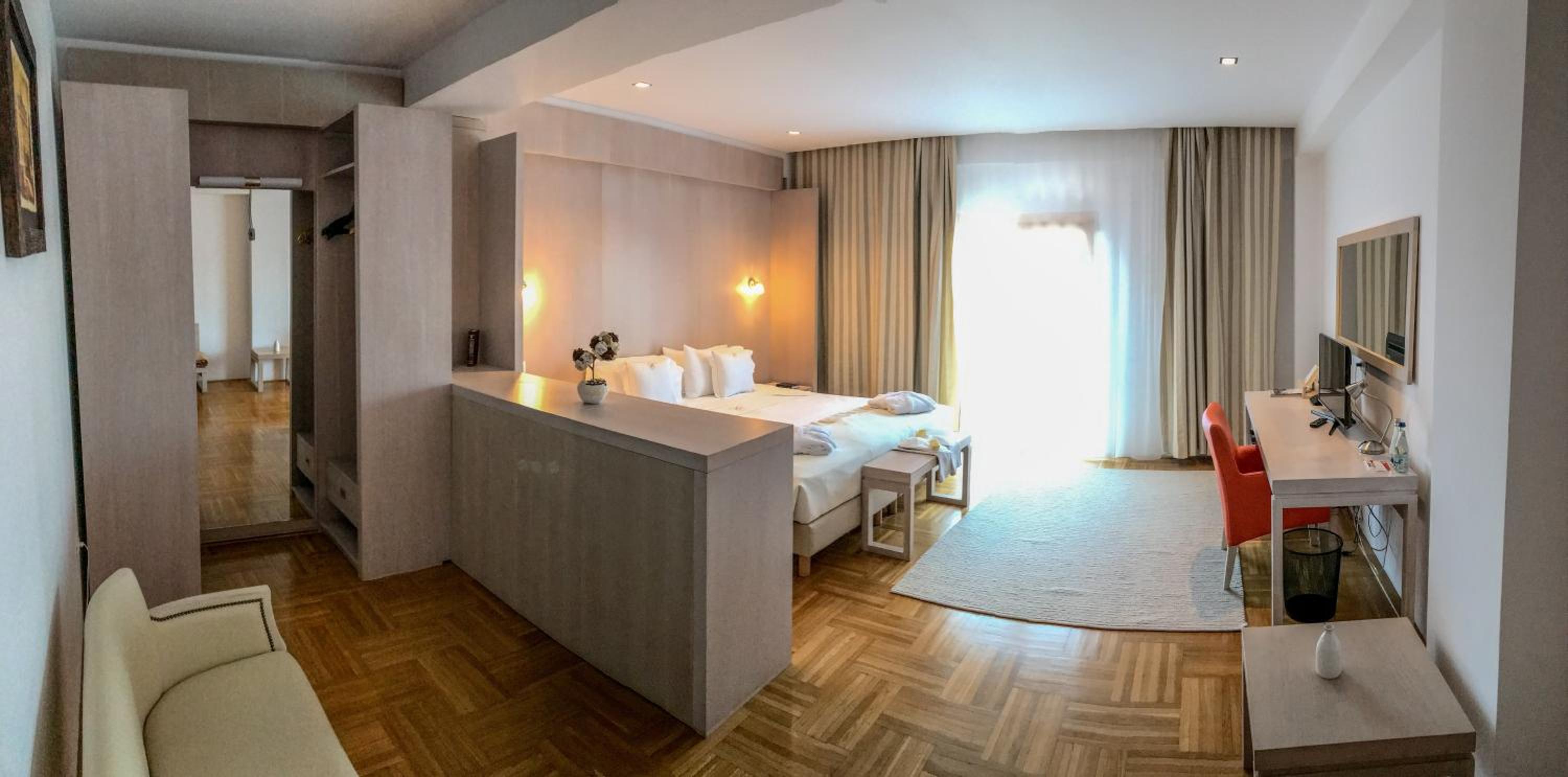 Deluxe Double or Twin Room - Photo 1