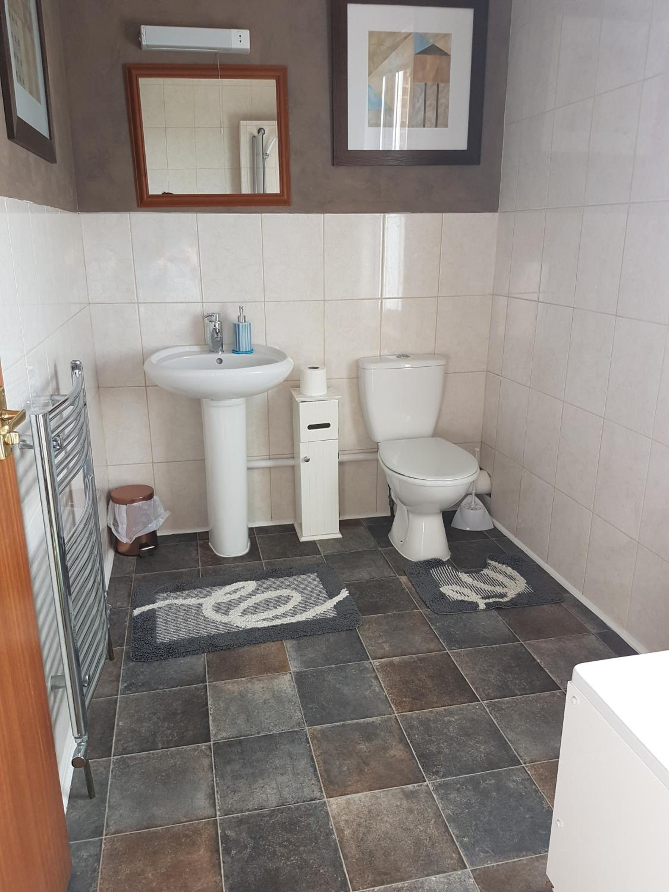 Double Room - Photo 4