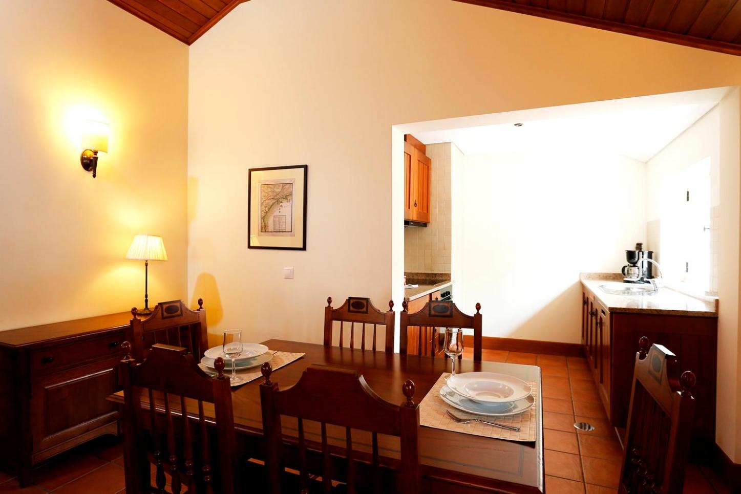 One-Bedroom Apartment - Photo 6