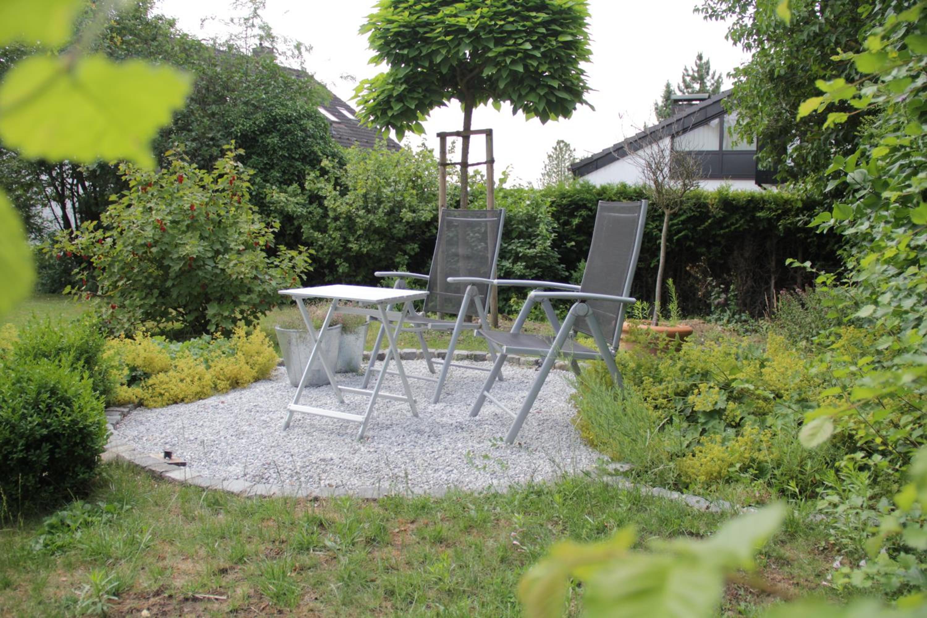 Apartment with Terrace - Photo 9