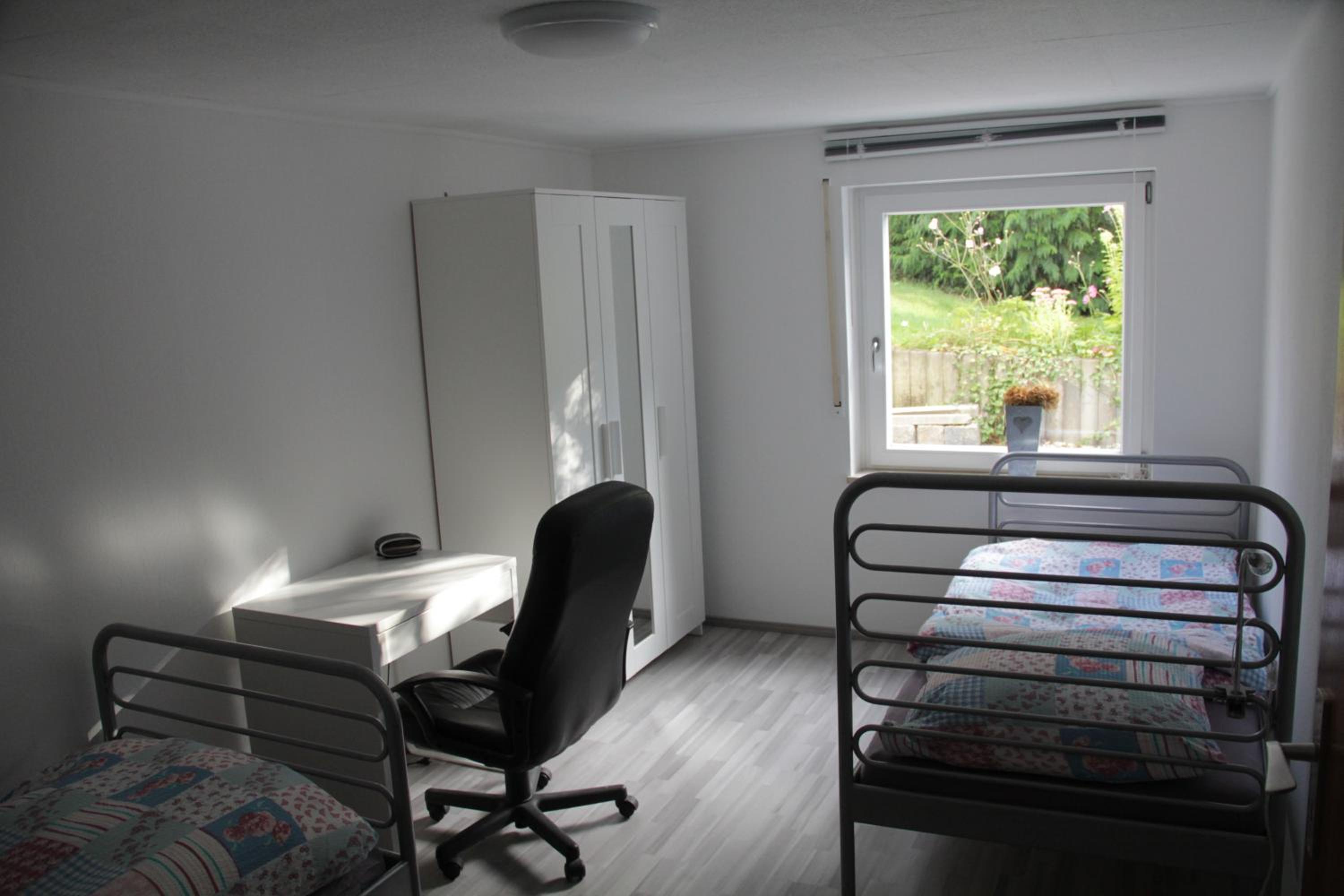 Apartment with Terrace - Photo 7