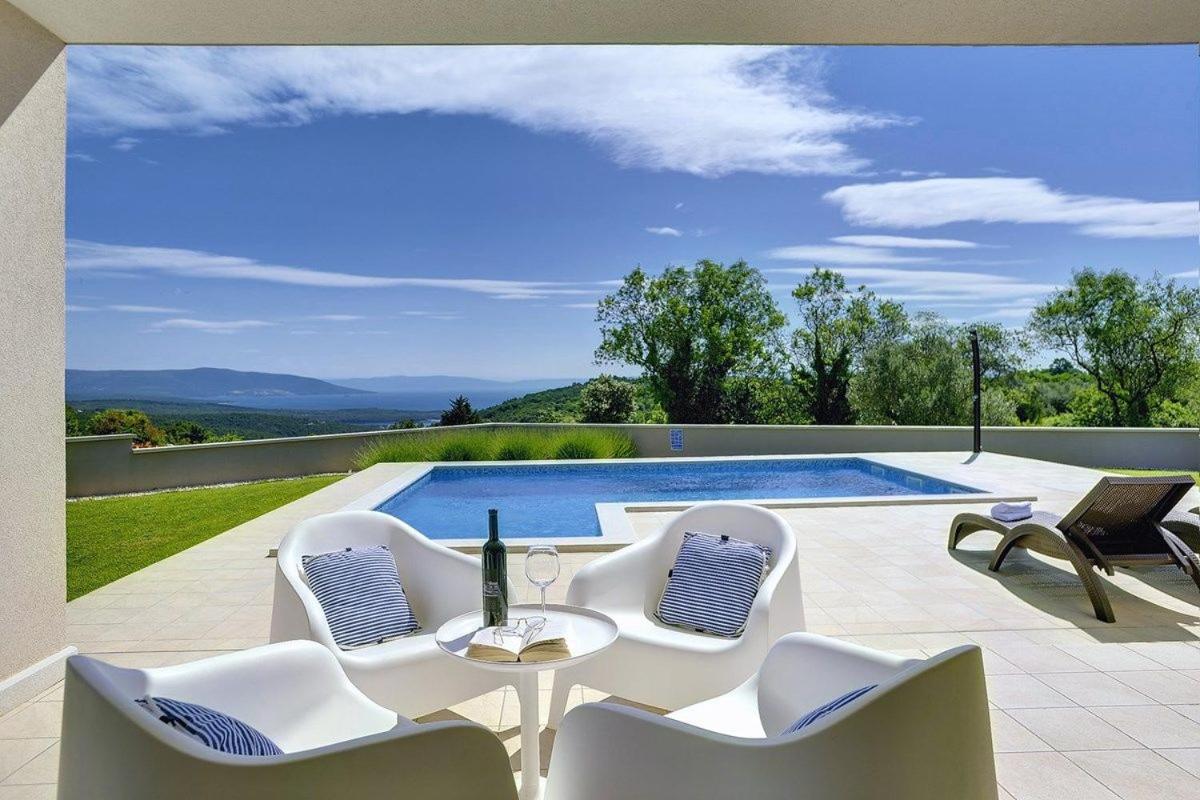 Two-Bedroom Holiday Home with Terrace photo 3