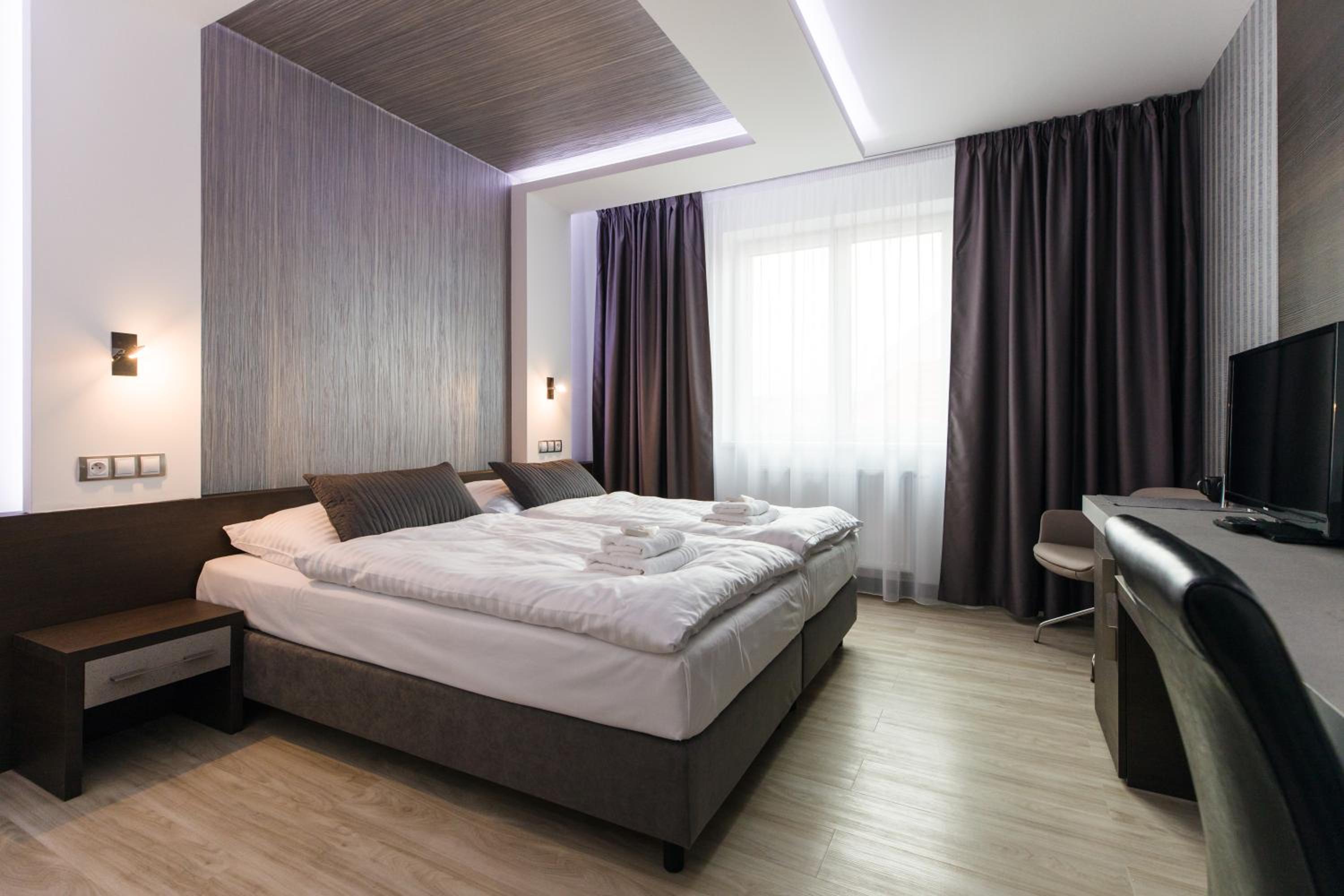 Double or Twin Room photo 1